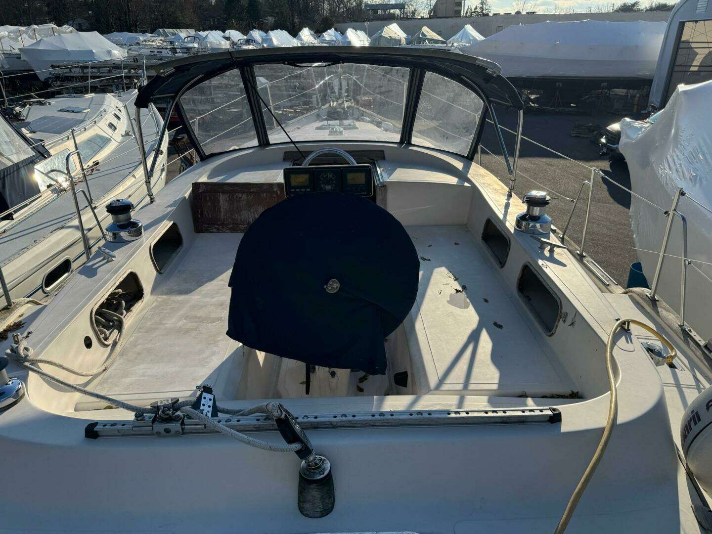 1987 Irwin 38 - Image 7