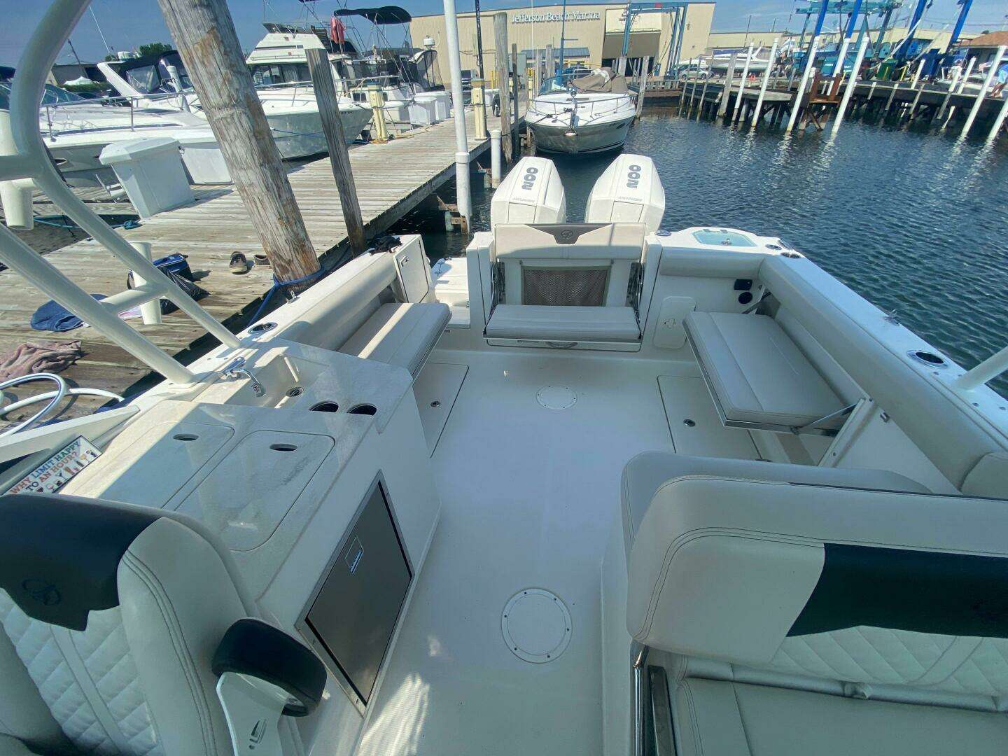2022 Sailfish 276 Dual Console - Image 14
