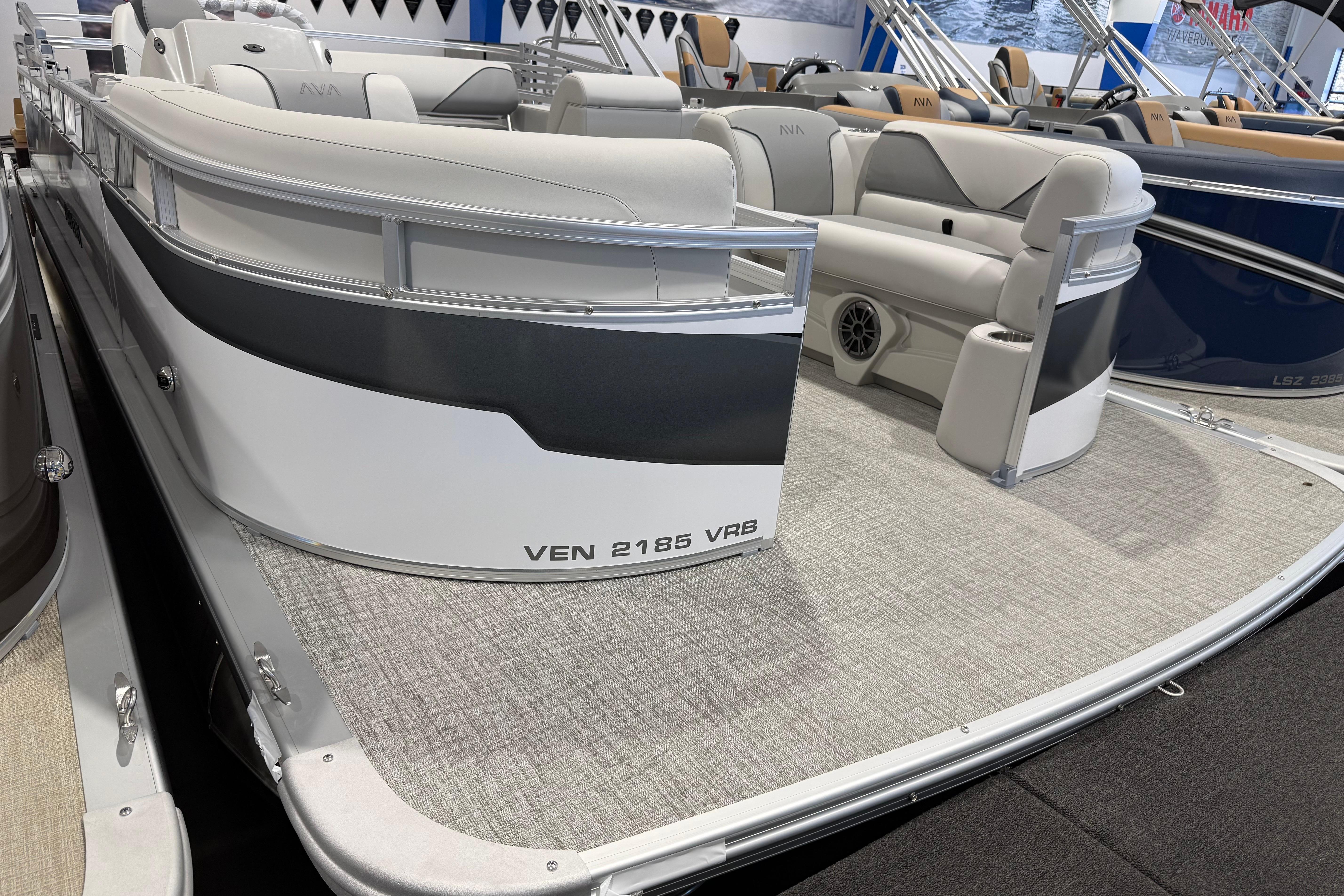 2026 Avalon 2185 VENTURE 85 VRB