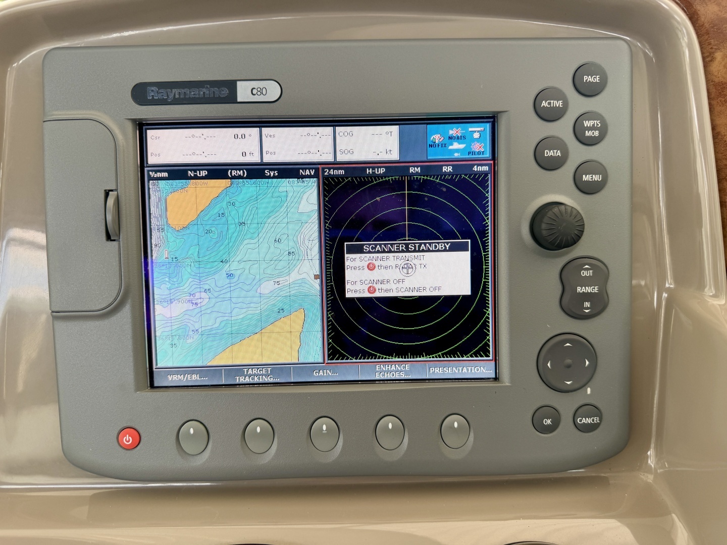 2007 Rinker 350 Express Cruiser - Image 31