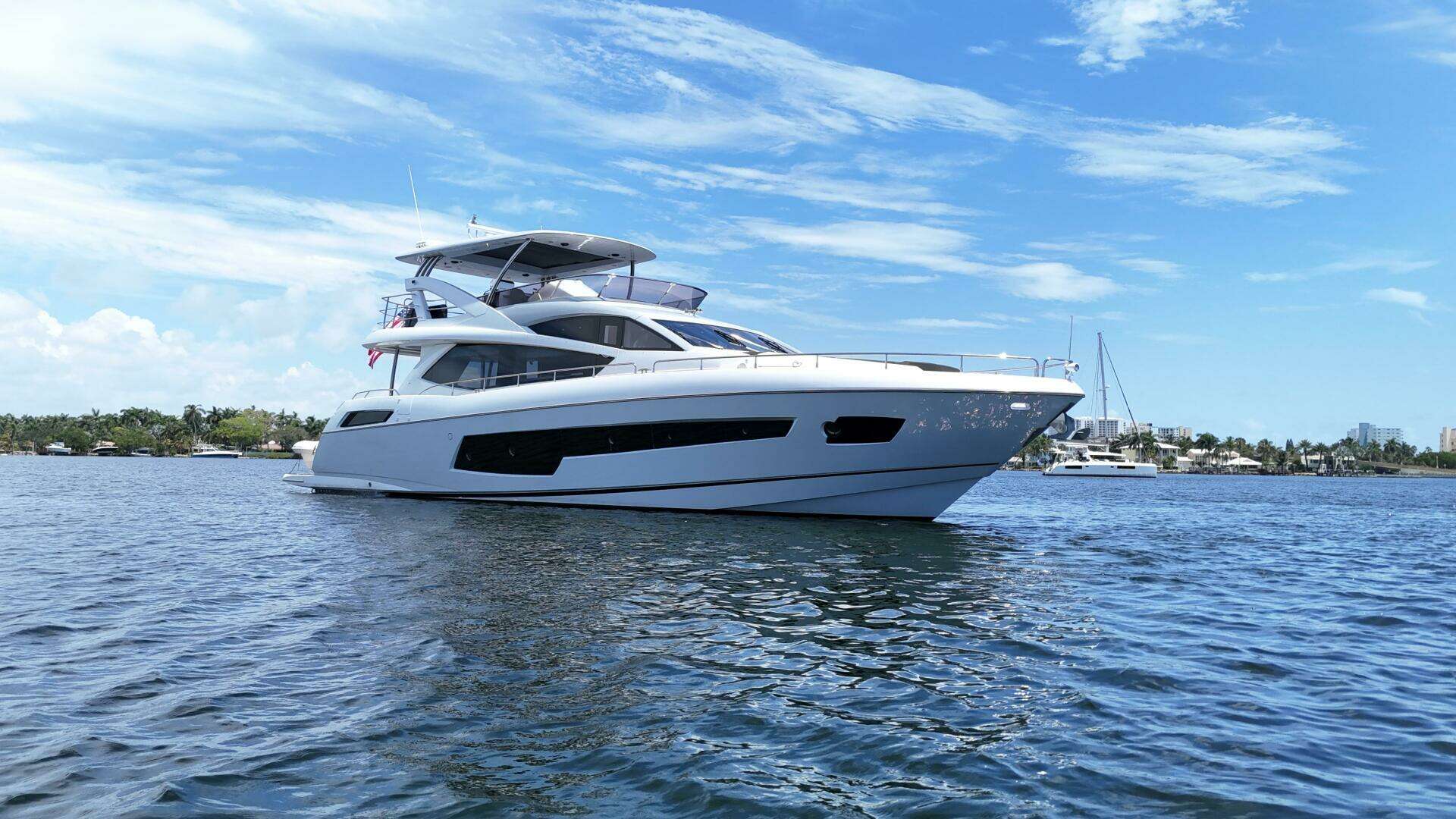 2017 Sunseeker 75 Yacht - Image 4