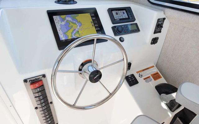 2025 Parker 2520 XLD Sport Cabin - 4