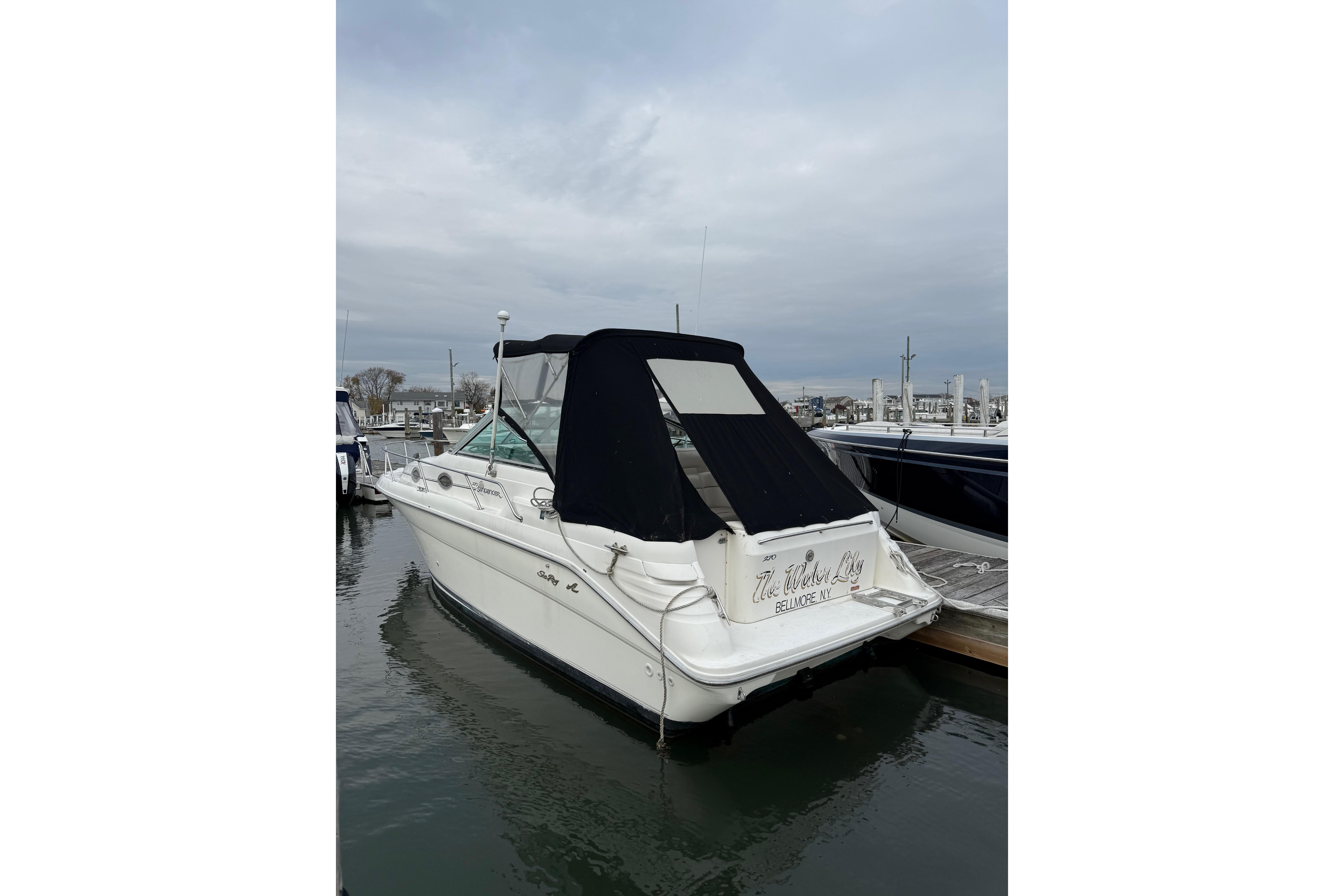 1996 Sea Ray 270 Sundancer
