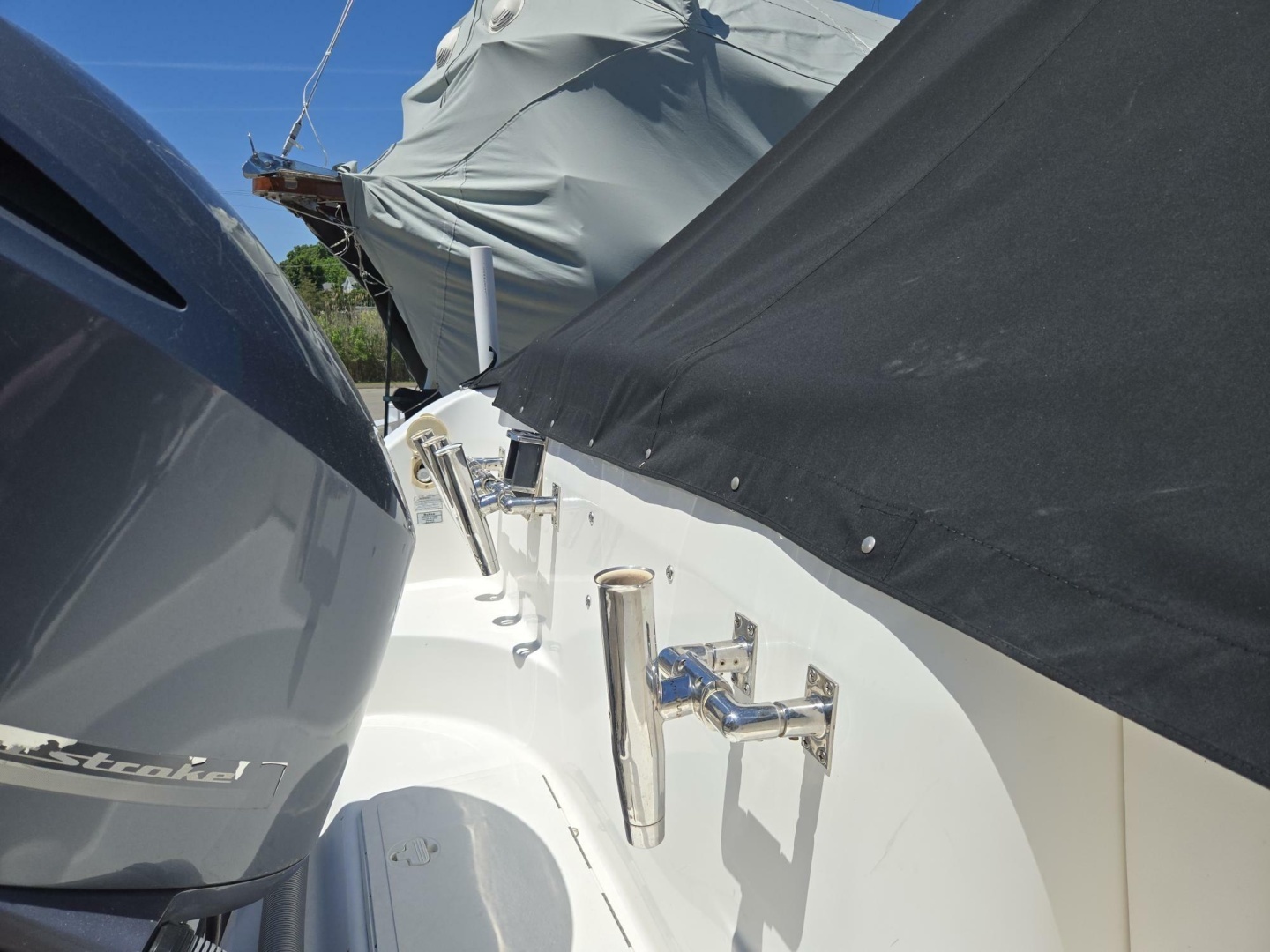 2009 Century 2400 Walkaround - Image 29