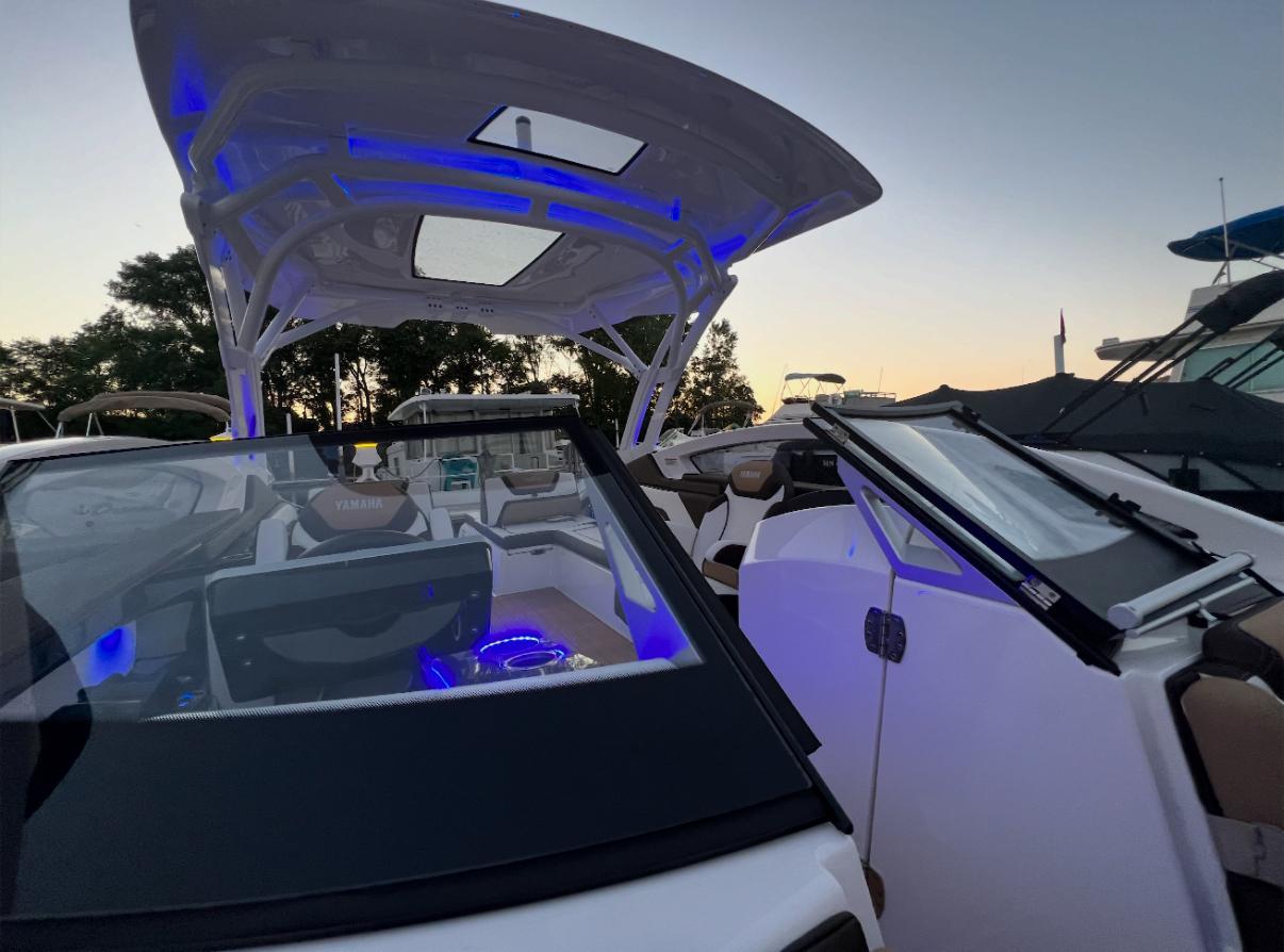 2022 Yamaha Boats 275SD - 20