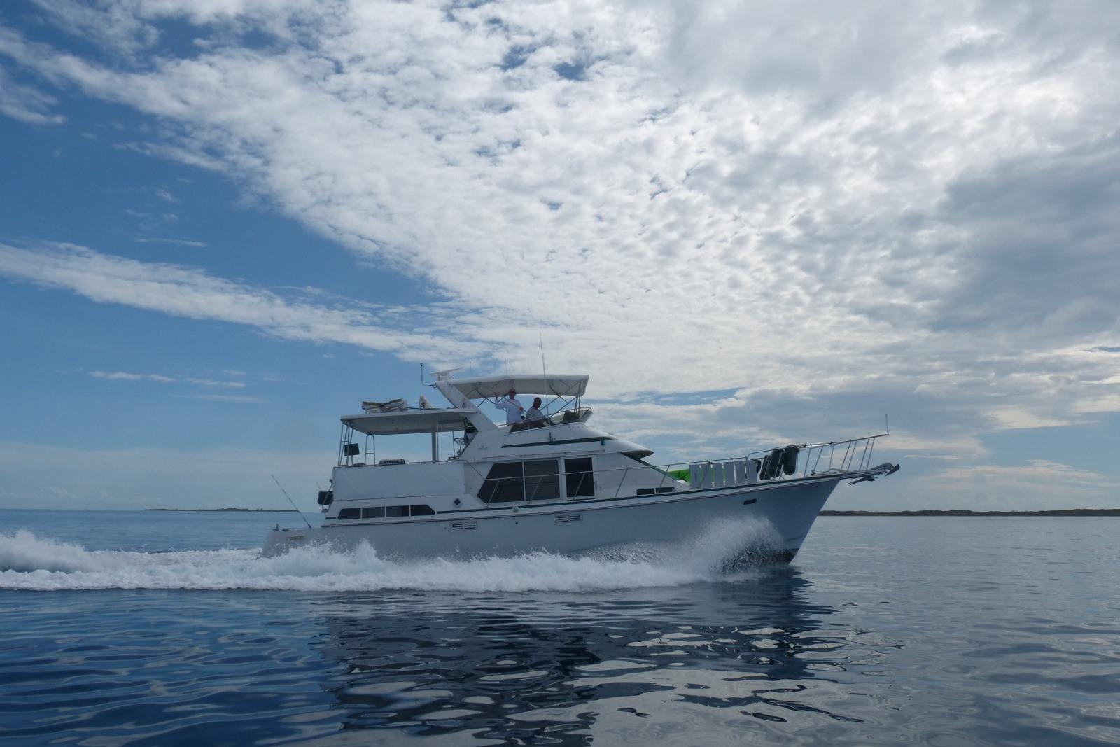 1994 Tollycraft 45 Cockpit Motor Yacht