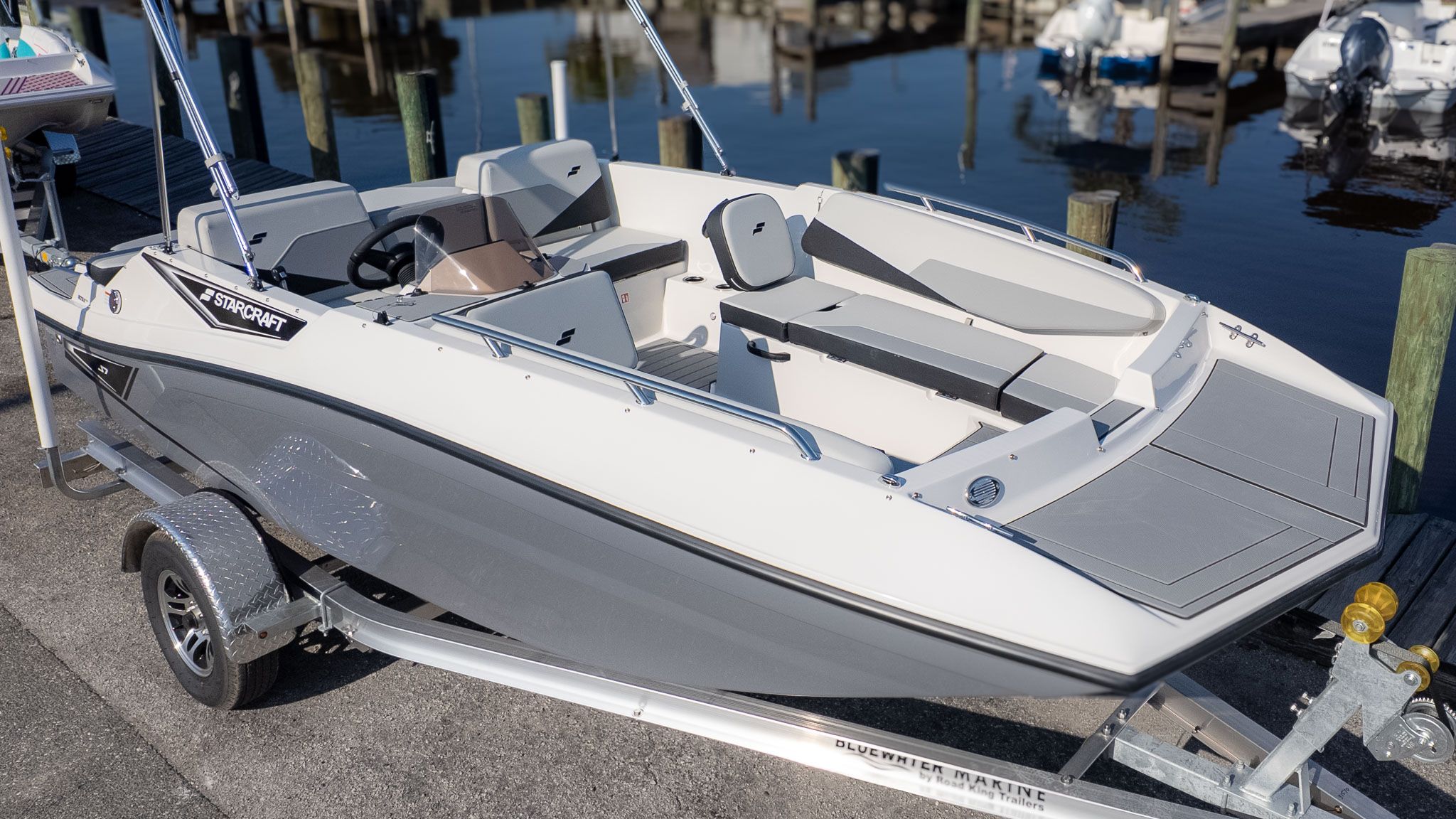 2027 Starcraft J7 JET Standard - 2