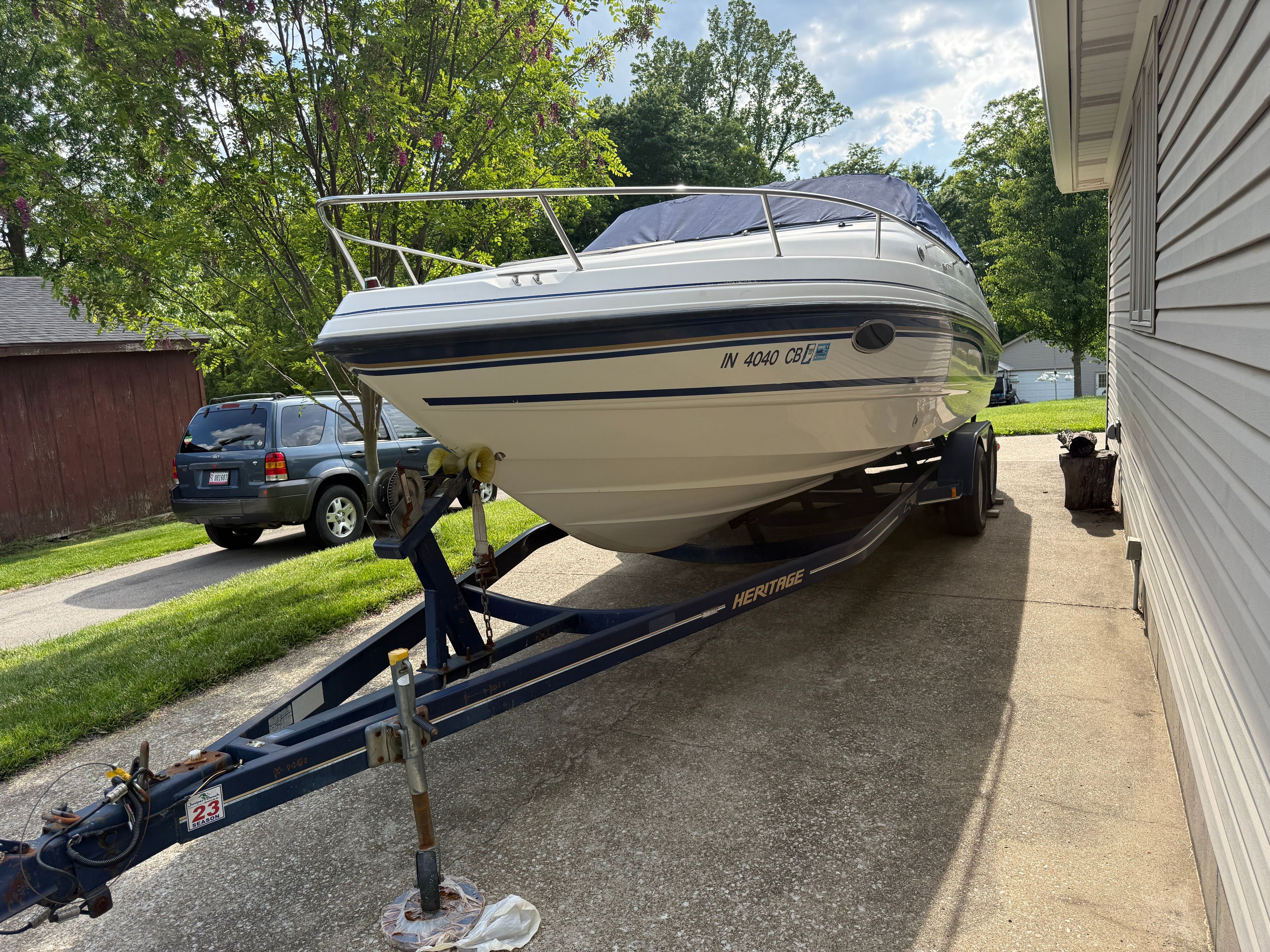 1999 Custom 2335 Cuddy cabin