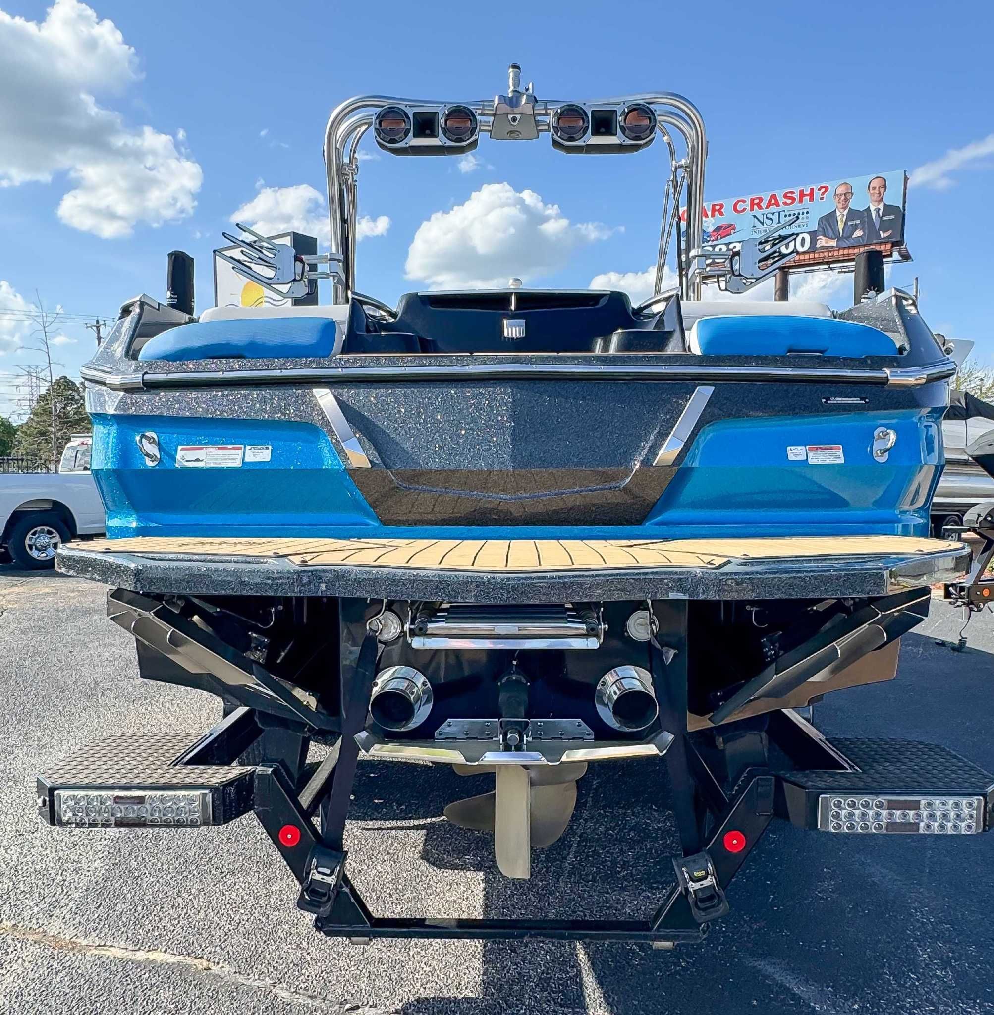 2019 MasterCraft X24 - 7