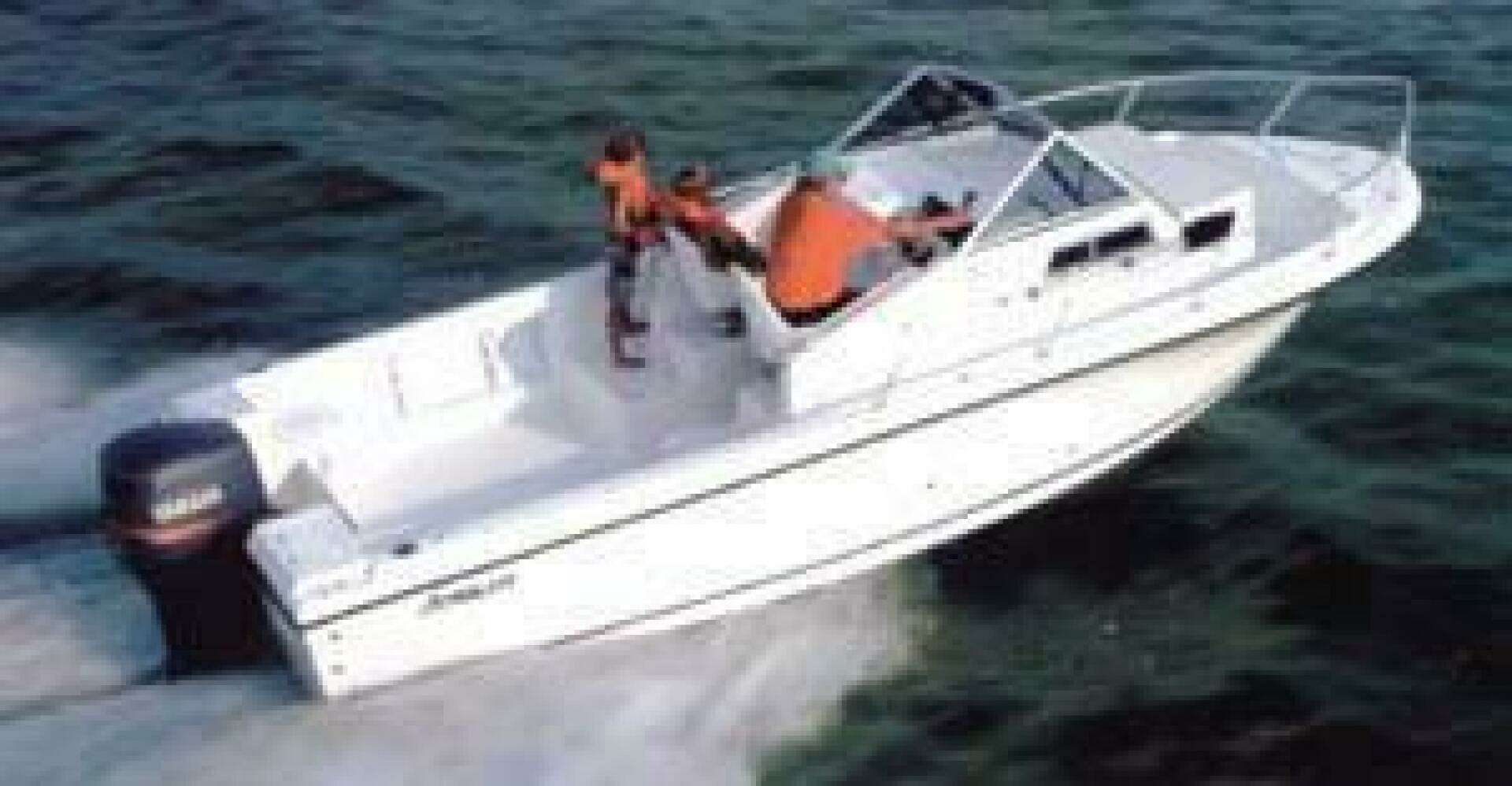2004 Angler 220 Walkaround - Image 20