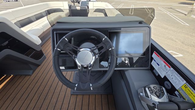 2025 Manitou 26' Explore 6' Max Deck With Dual 150hp Motors - 42