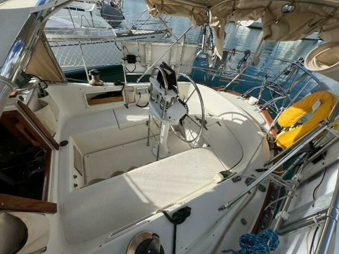 1986 Pacific Seacraft 37 - Image 10