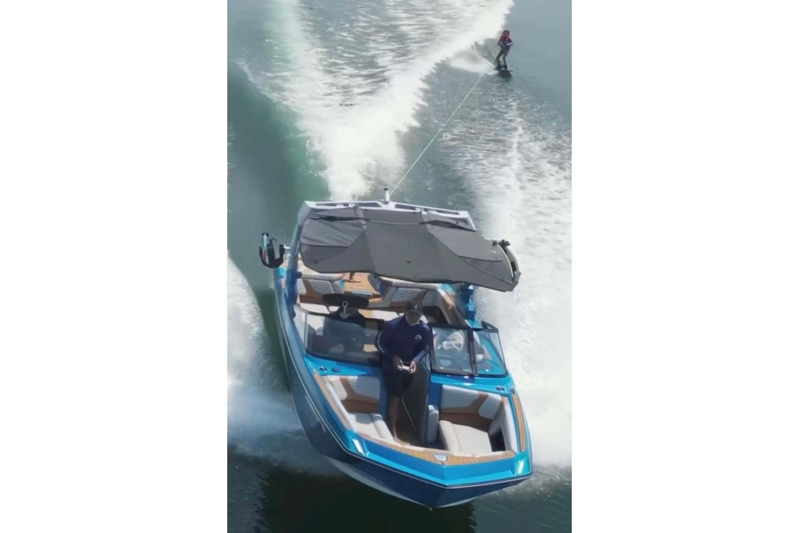 2022 Nautique Super Air Nautique G23 Paragon