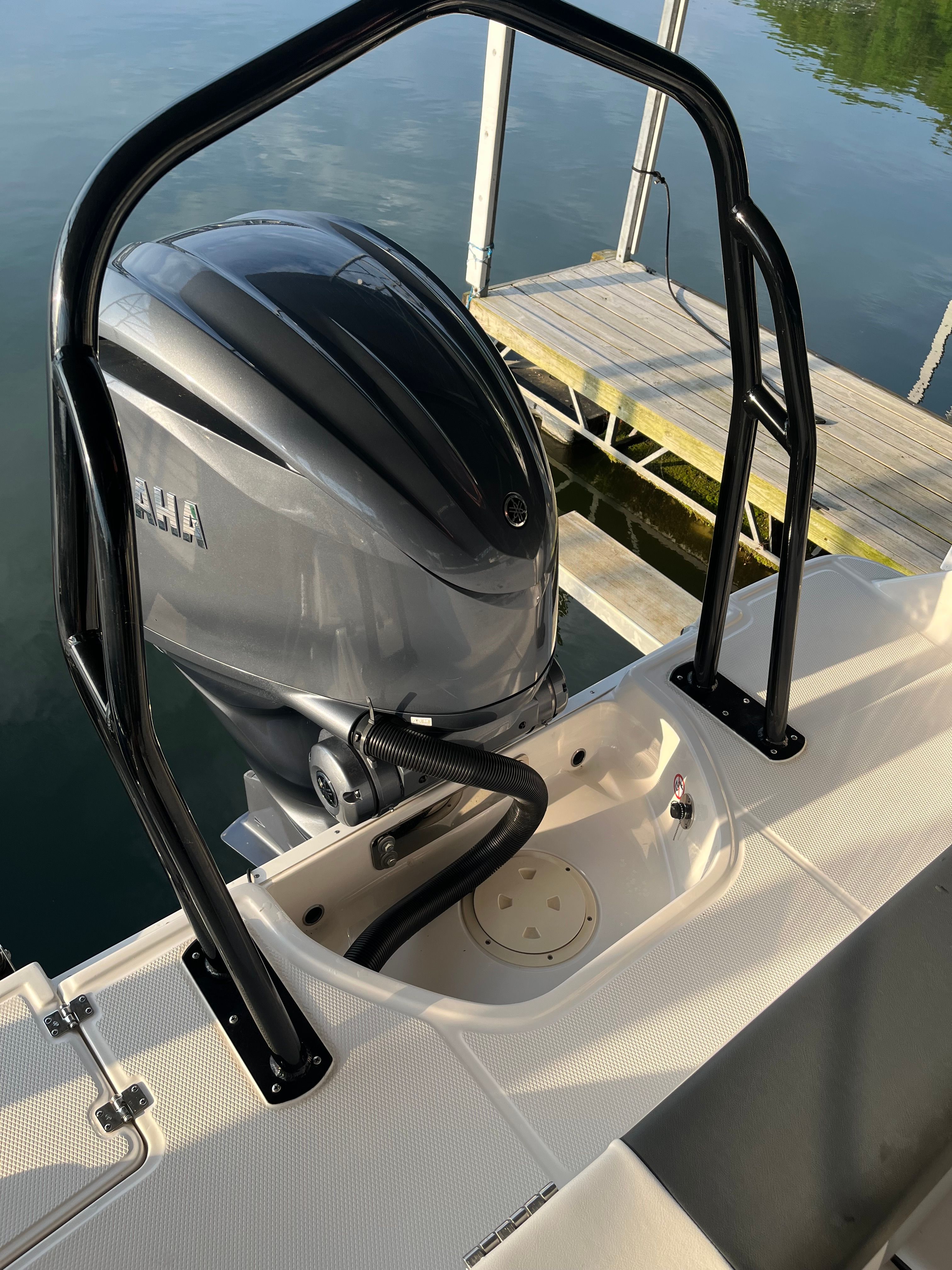 2023 Robalo R242 Explorer - 6