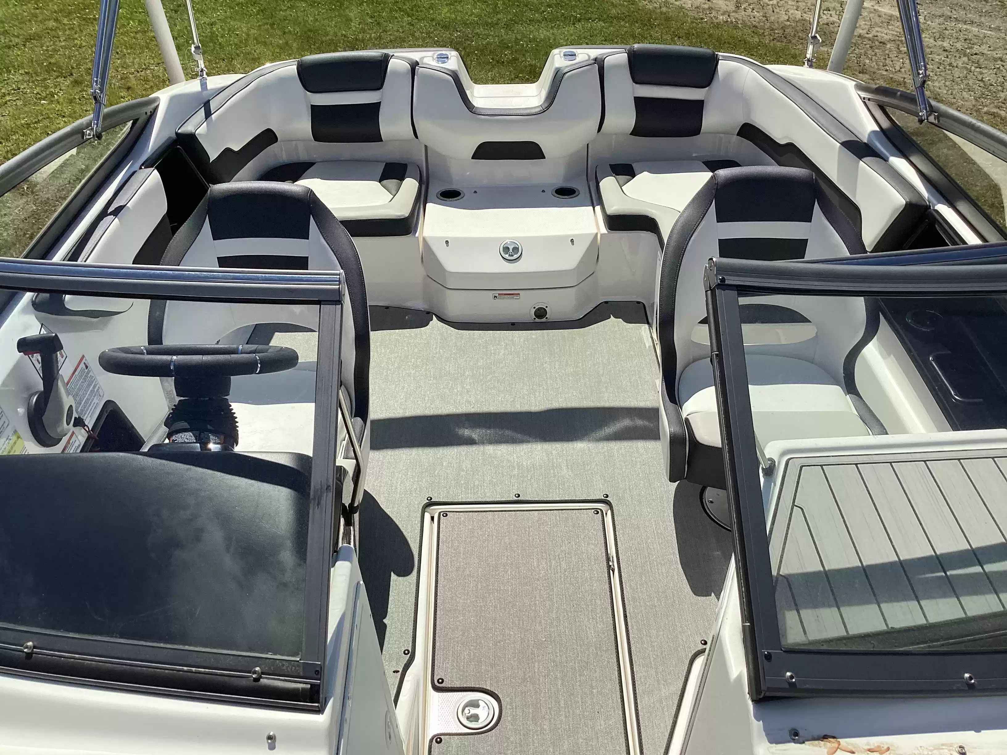 2021 Yamaha Boats SX195 - 11