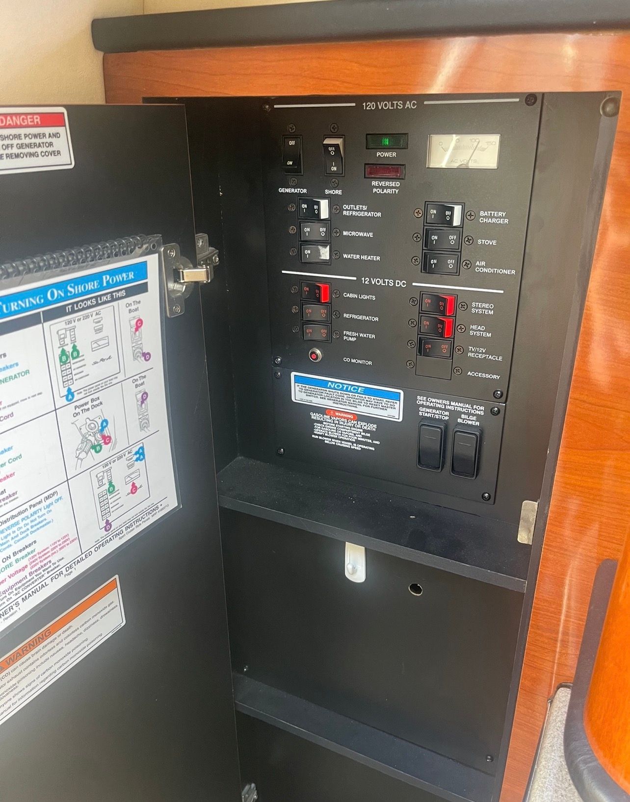 Electrical panel of 2006 Sea Ray 270 Amberjack.