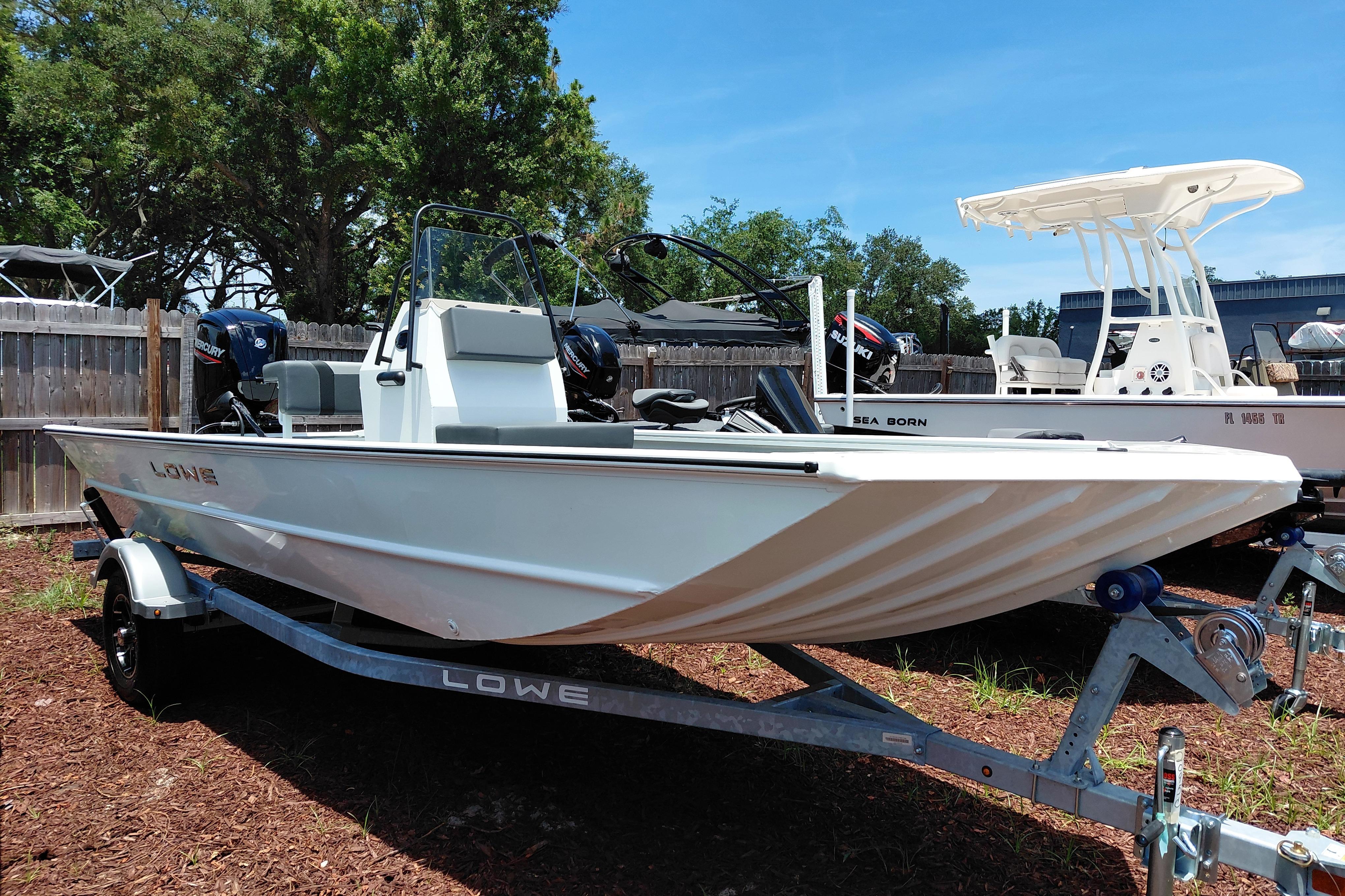 2026 Lowe Roughneck RX1860 CC