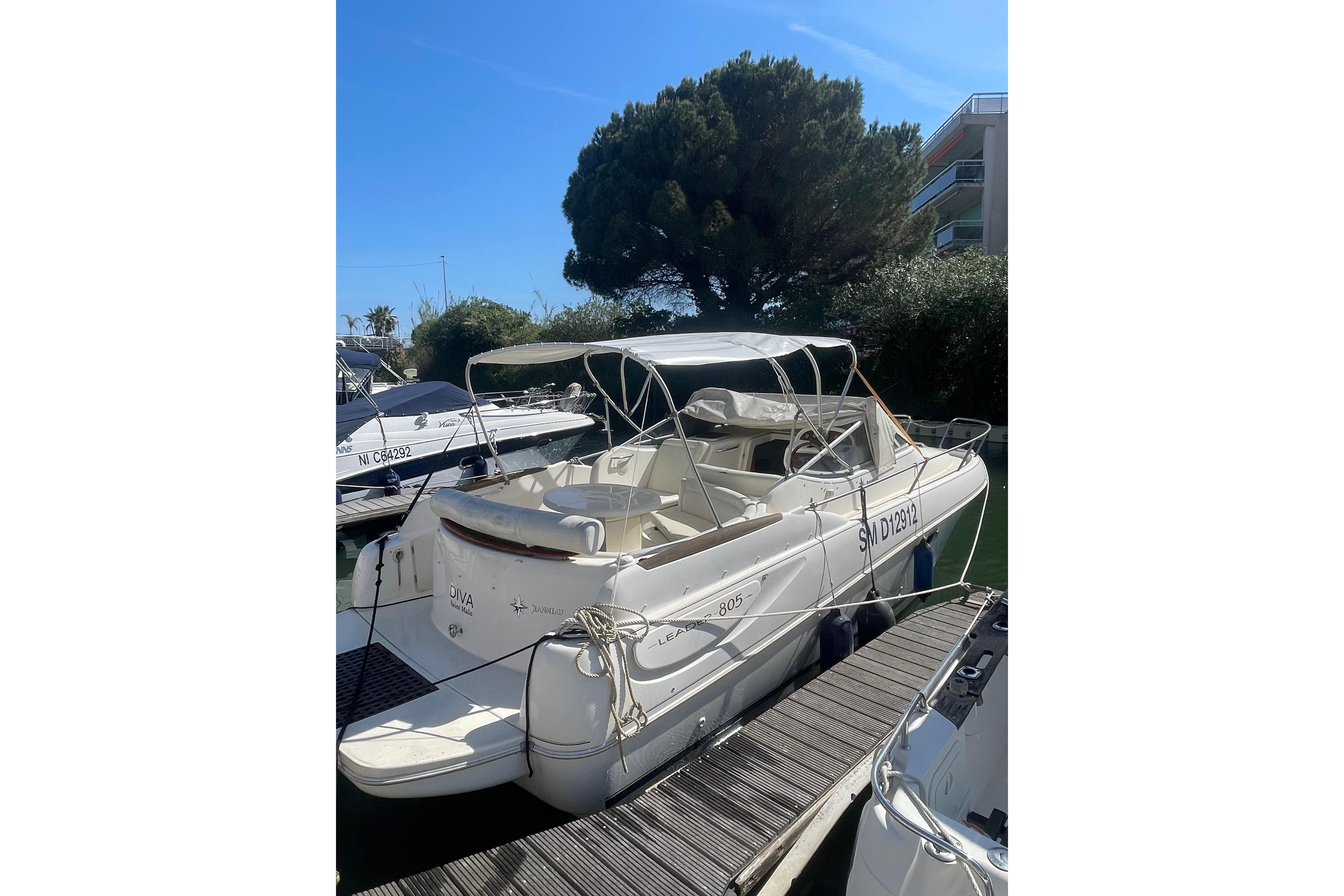 2005 Jeanneau Leader 805