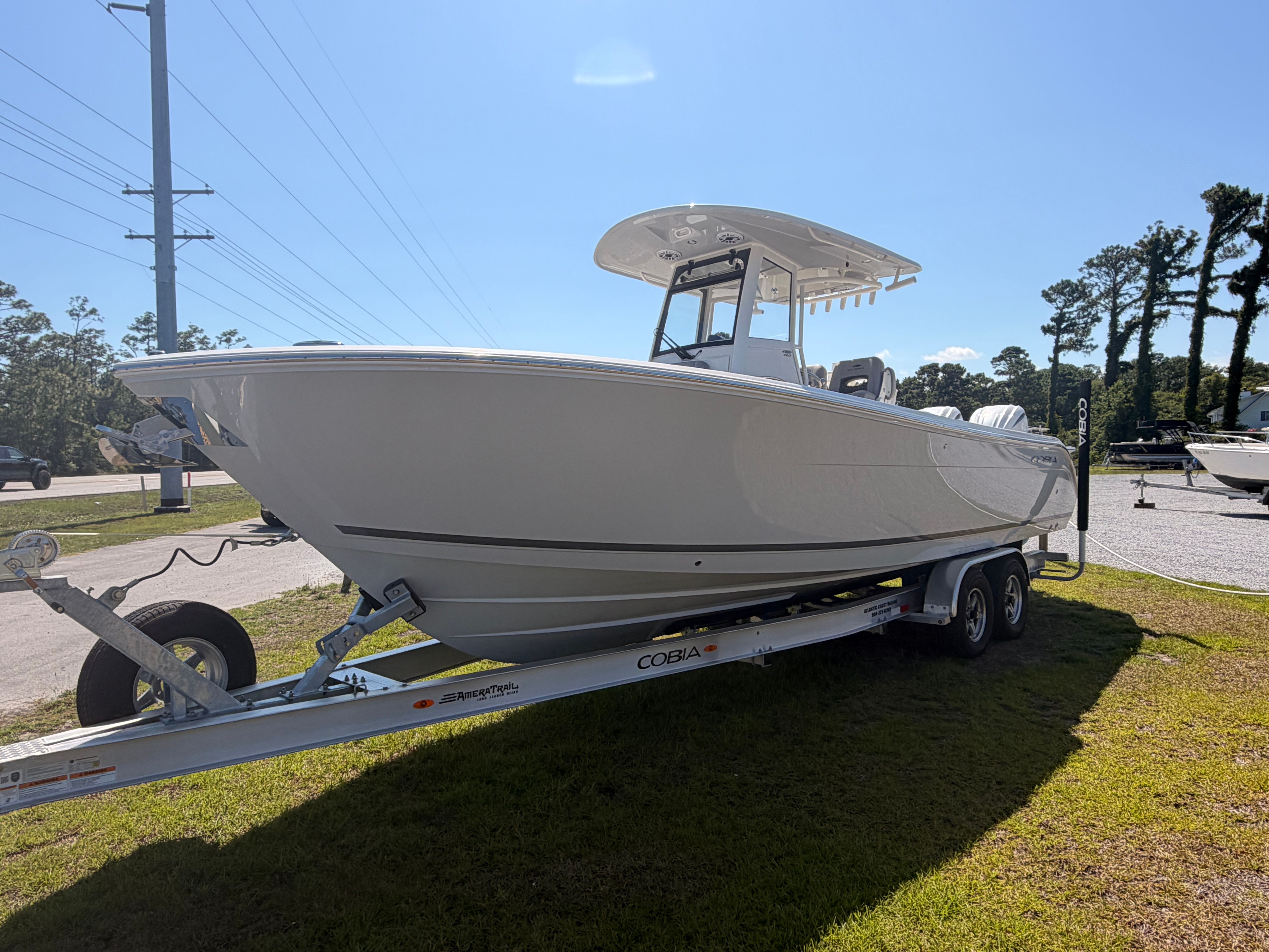 2026 Cobia 285CC - 4