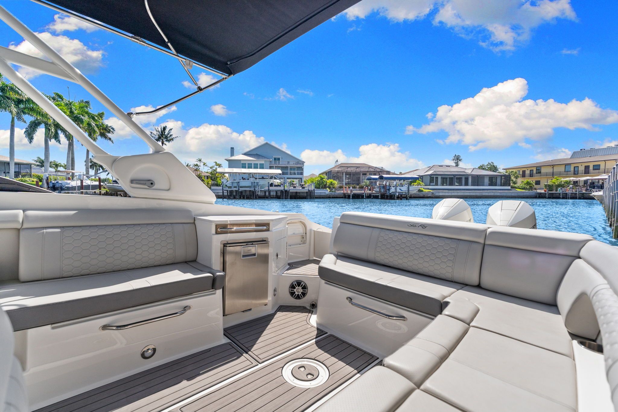 2023 Sea Ray SDX 290 Outboard - 36