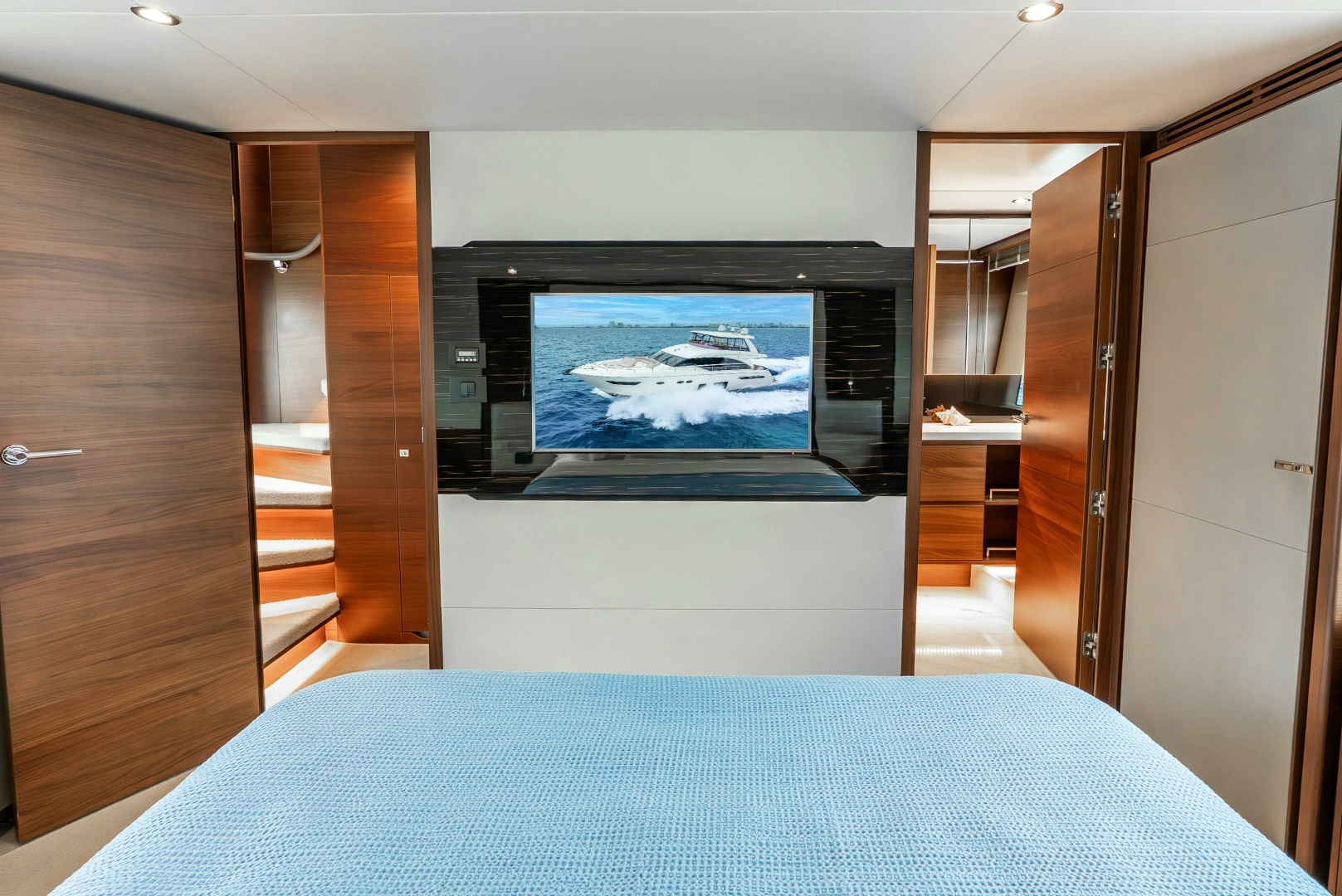 2018 Princess Yachts — - Image 42