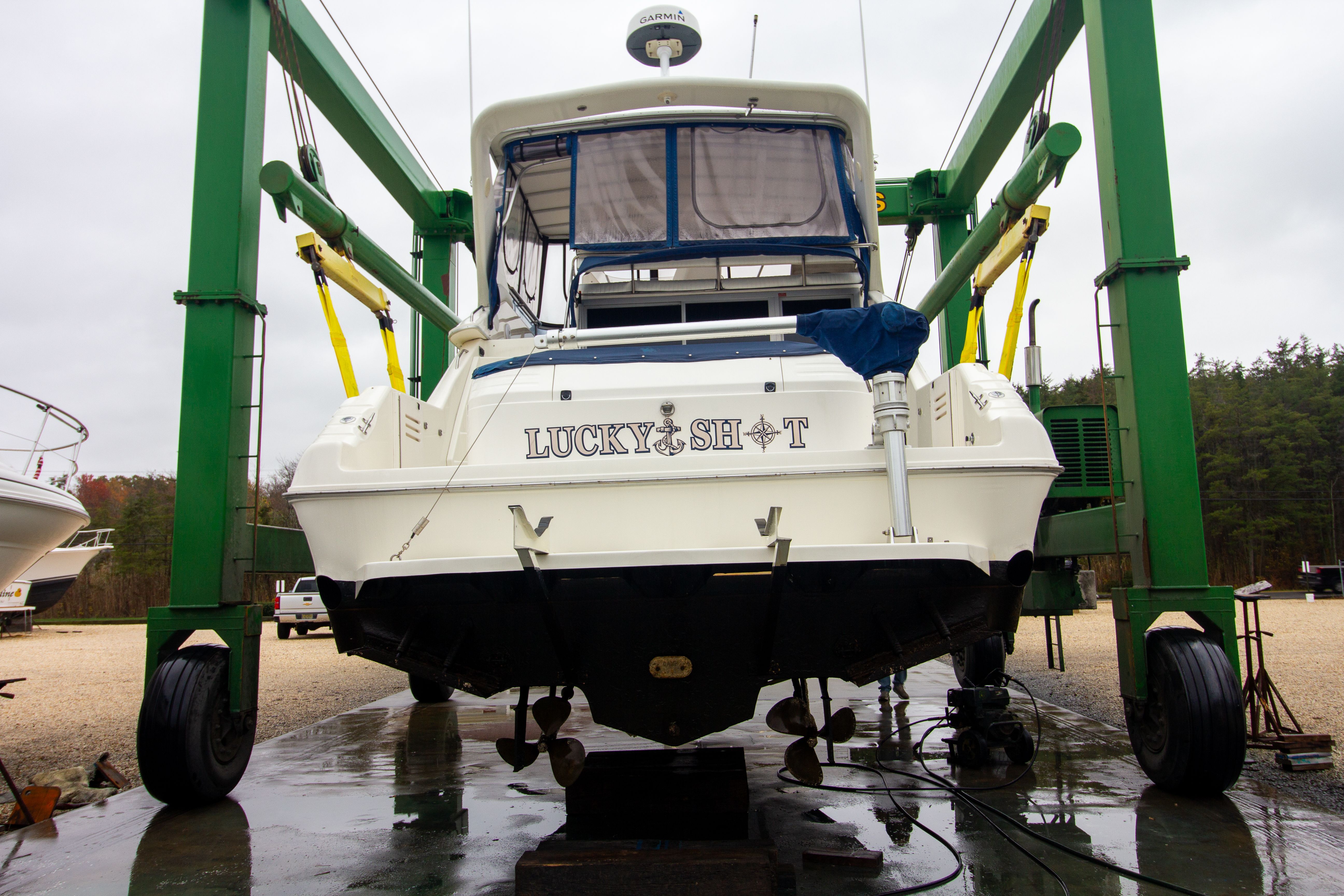 1993 Sea Ray 440 Express Bridge - 13