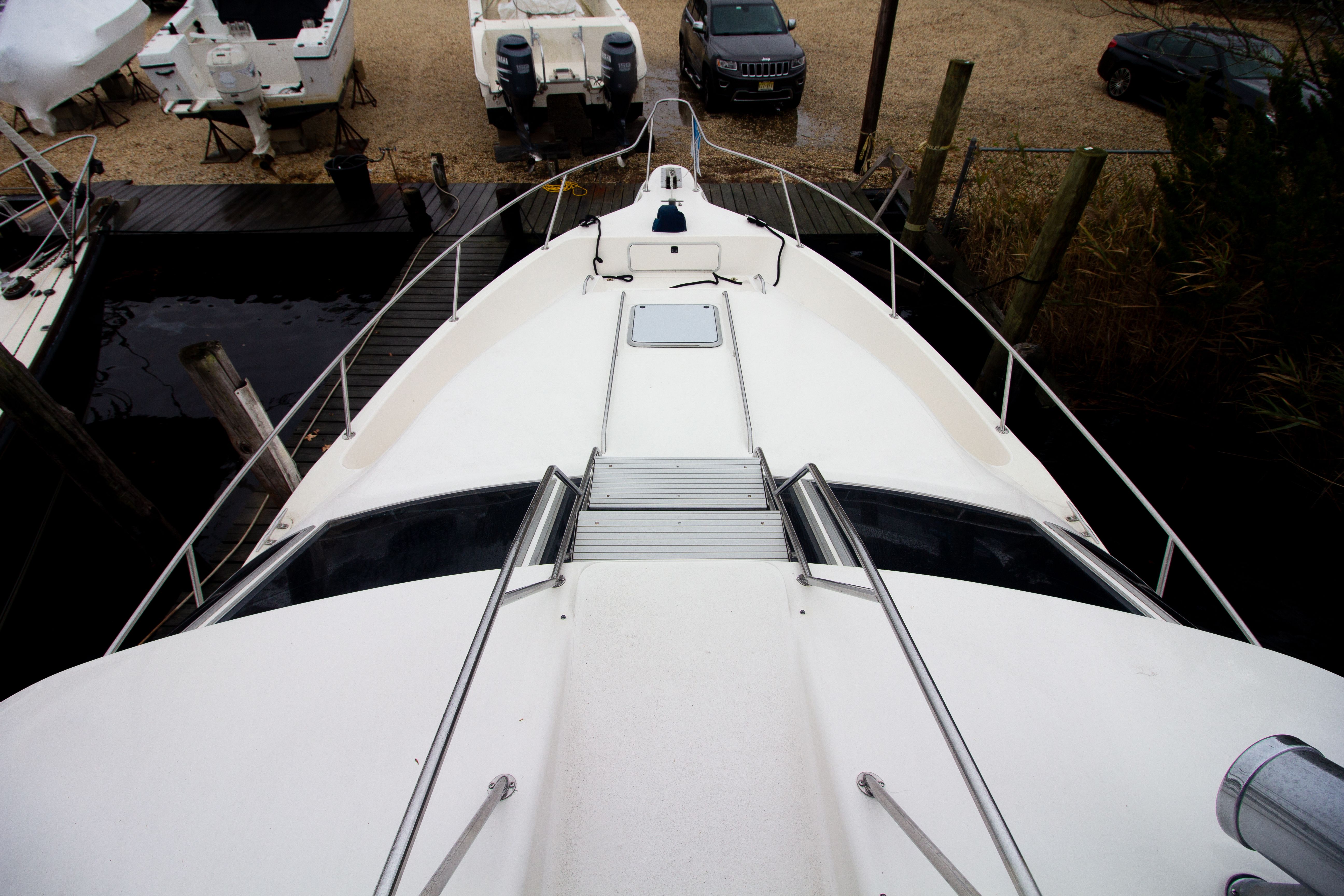 1993 Sea Ray 440 Express Bridge - 34