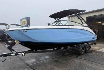 2026 Yamaha Boats 252SD