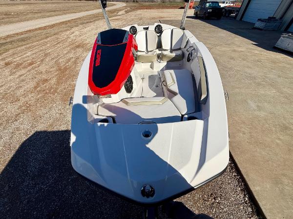 2015 Scarab 165 - 42