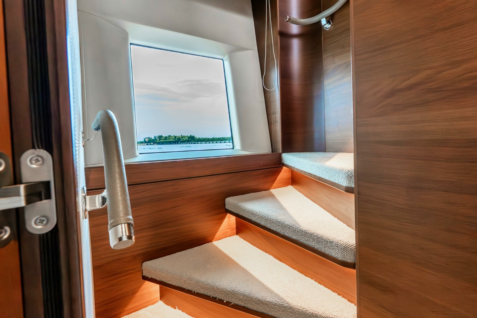 2018 Princess Yachts — - Image 41