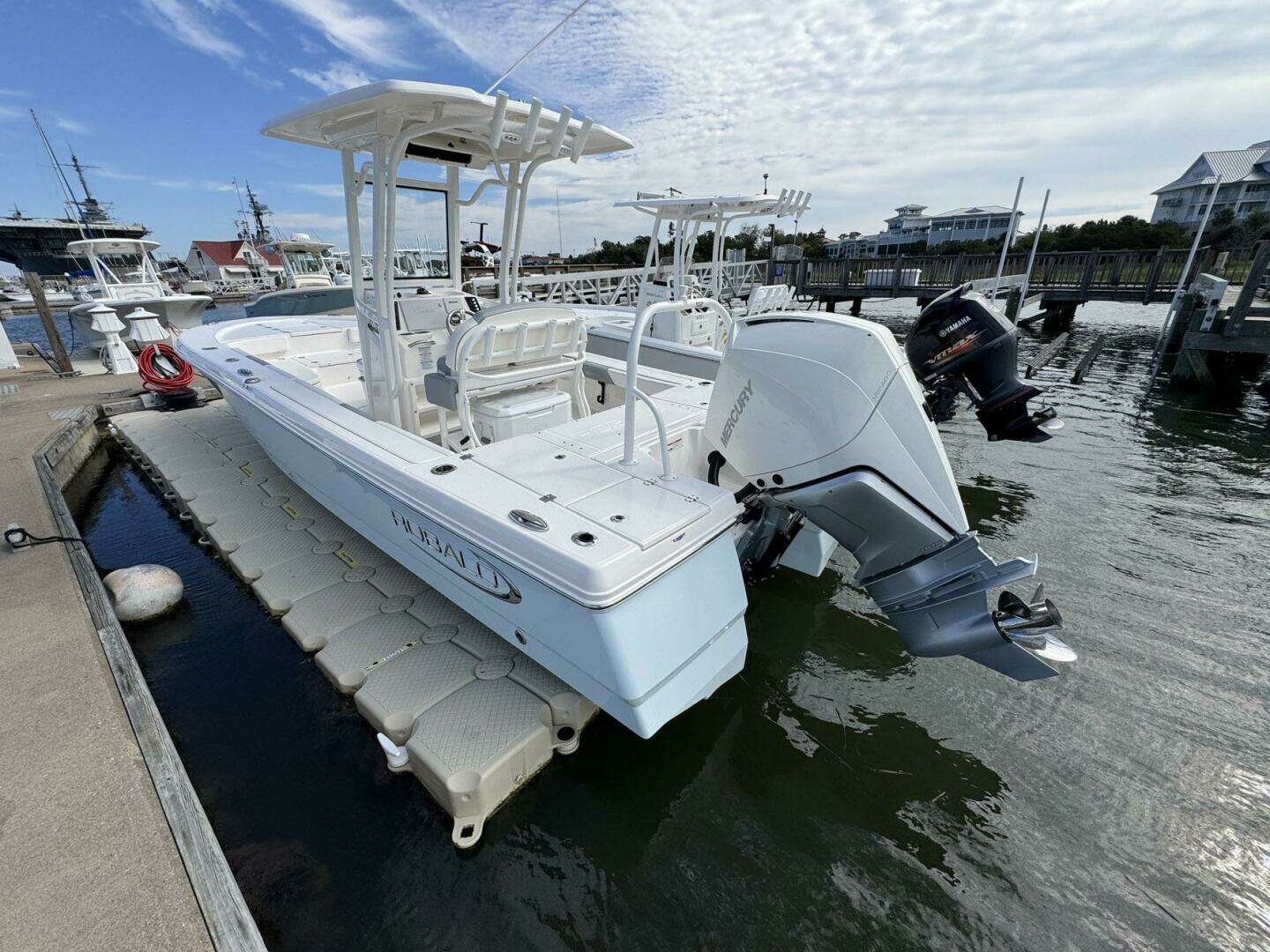2021 Robalo 246 Cayman - Image 12