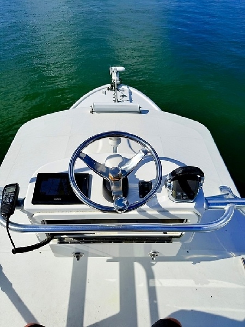 1973 Custom Carolina 27 National - Image 44
