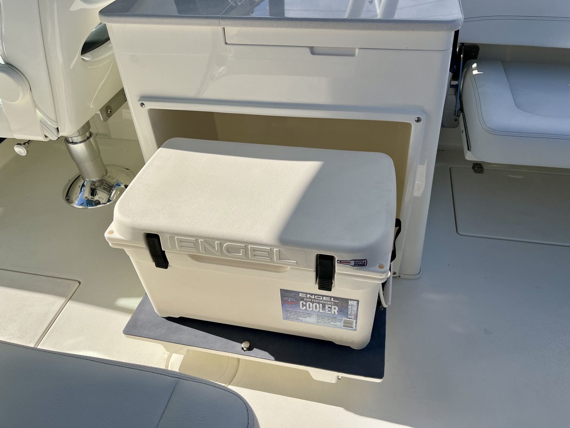 2026 Cobia 280 Dual Console - 41