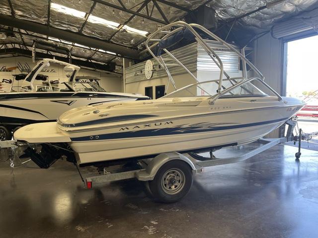 2006 Maxum 1900 SR - 2