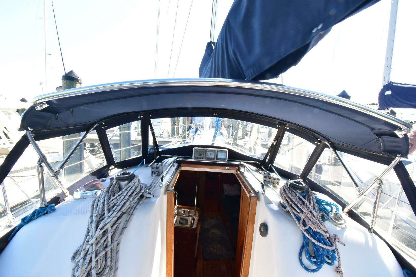 2004 Sabre 386 - Image 12