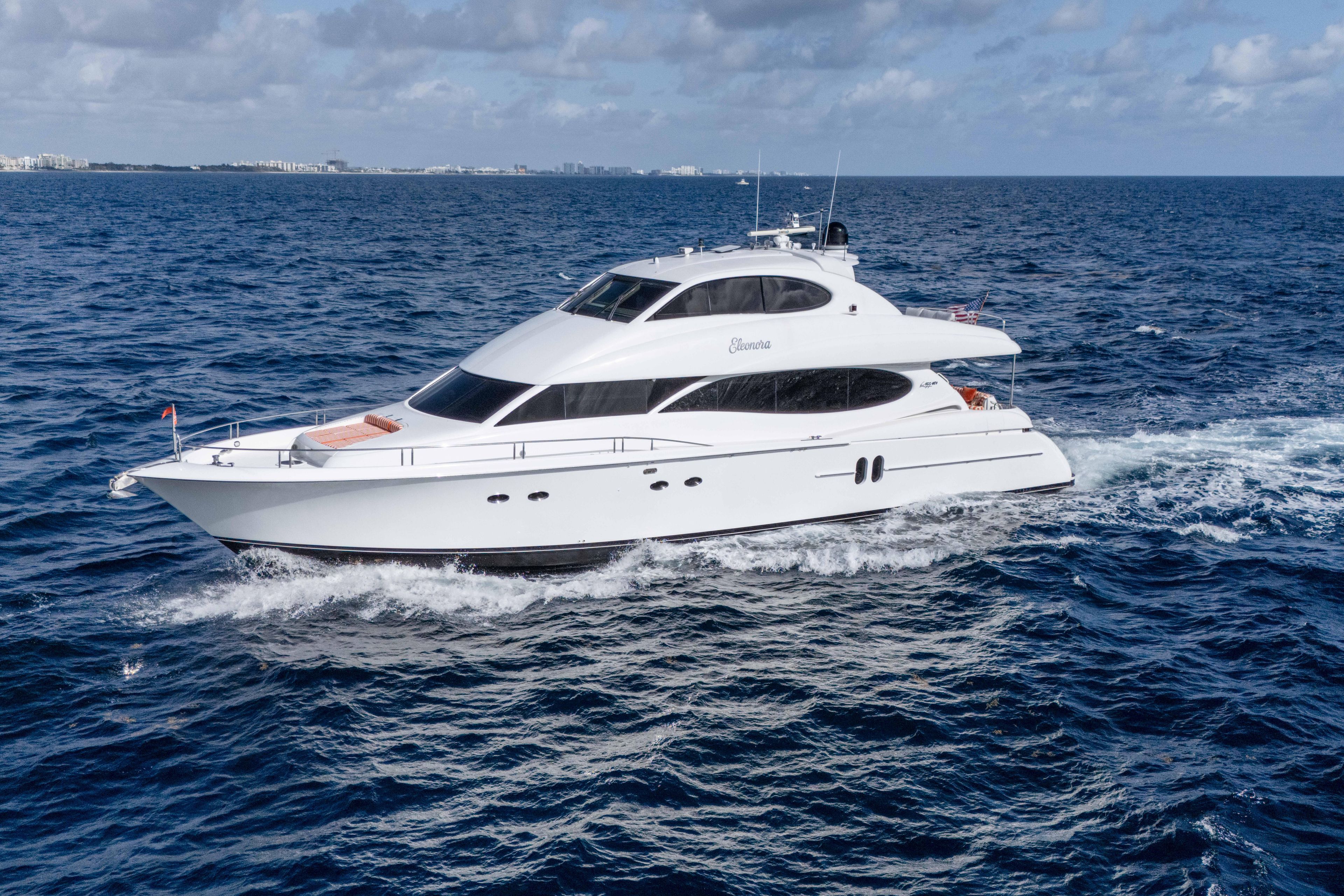 2004 Lazzara 80 SL