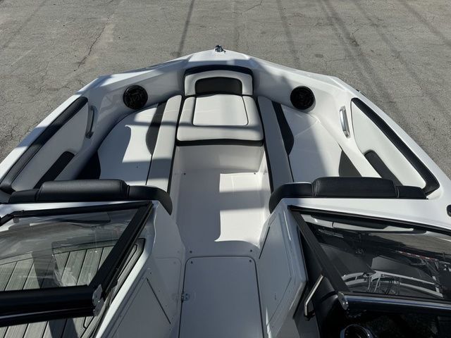 2025 Yamaha Boats SX195 - 6
