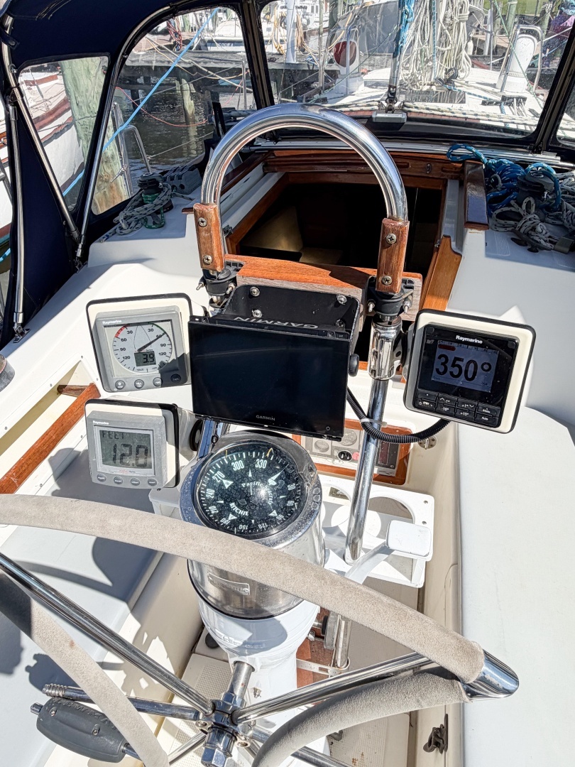 1998 Pacific Seacraft 37 - Image 21