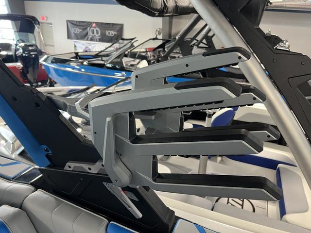 2025 Malibu Wakesetter 25 LSV - 34