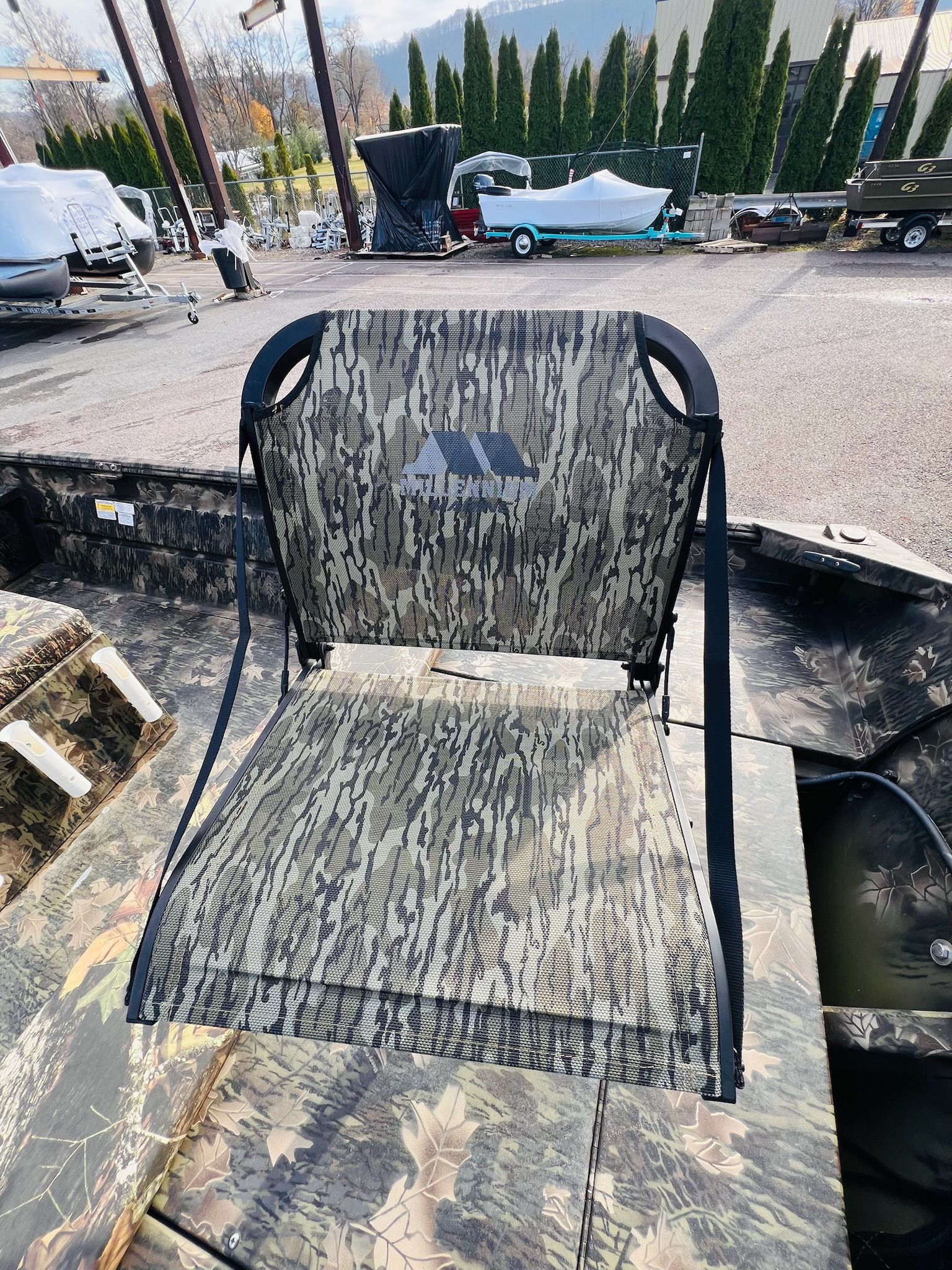 2025 Crestliner Retriever FCC 1870 - 32