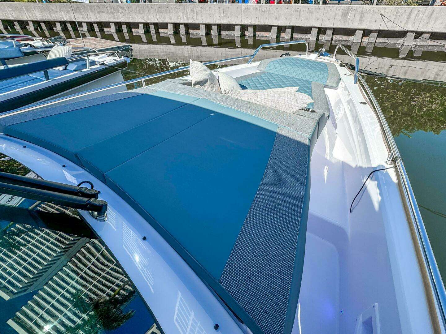 2024 Axopar 37 Sun Top - Image 32