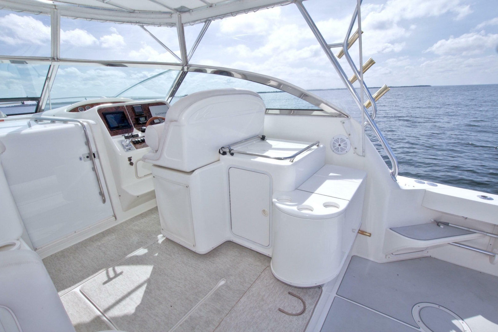 1997 Sea Ray 370 Express Cruiser - Image 24