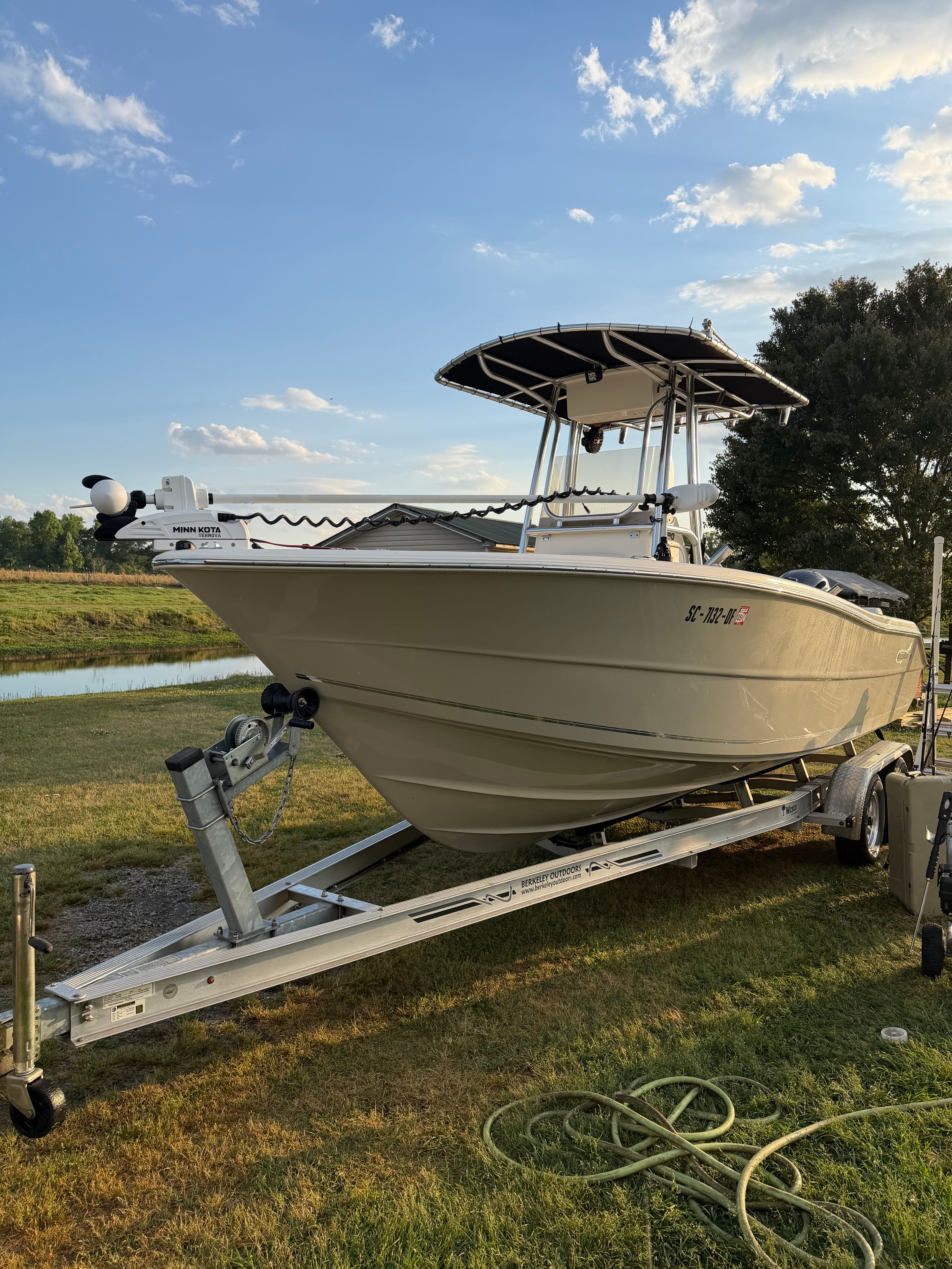 2017 Bulls Bay 230 Center Console - 4