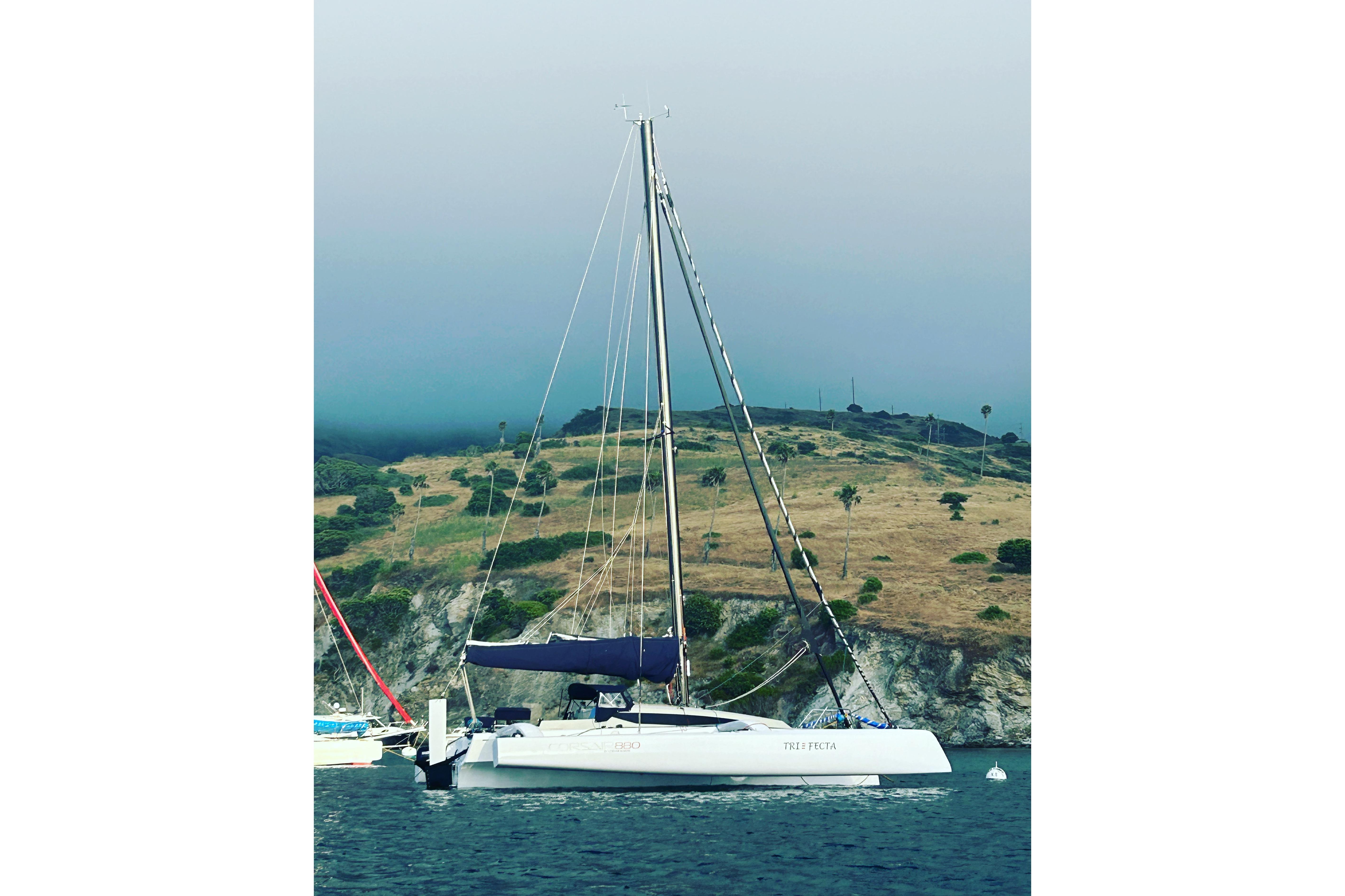 2022 Corsair 880 Standard