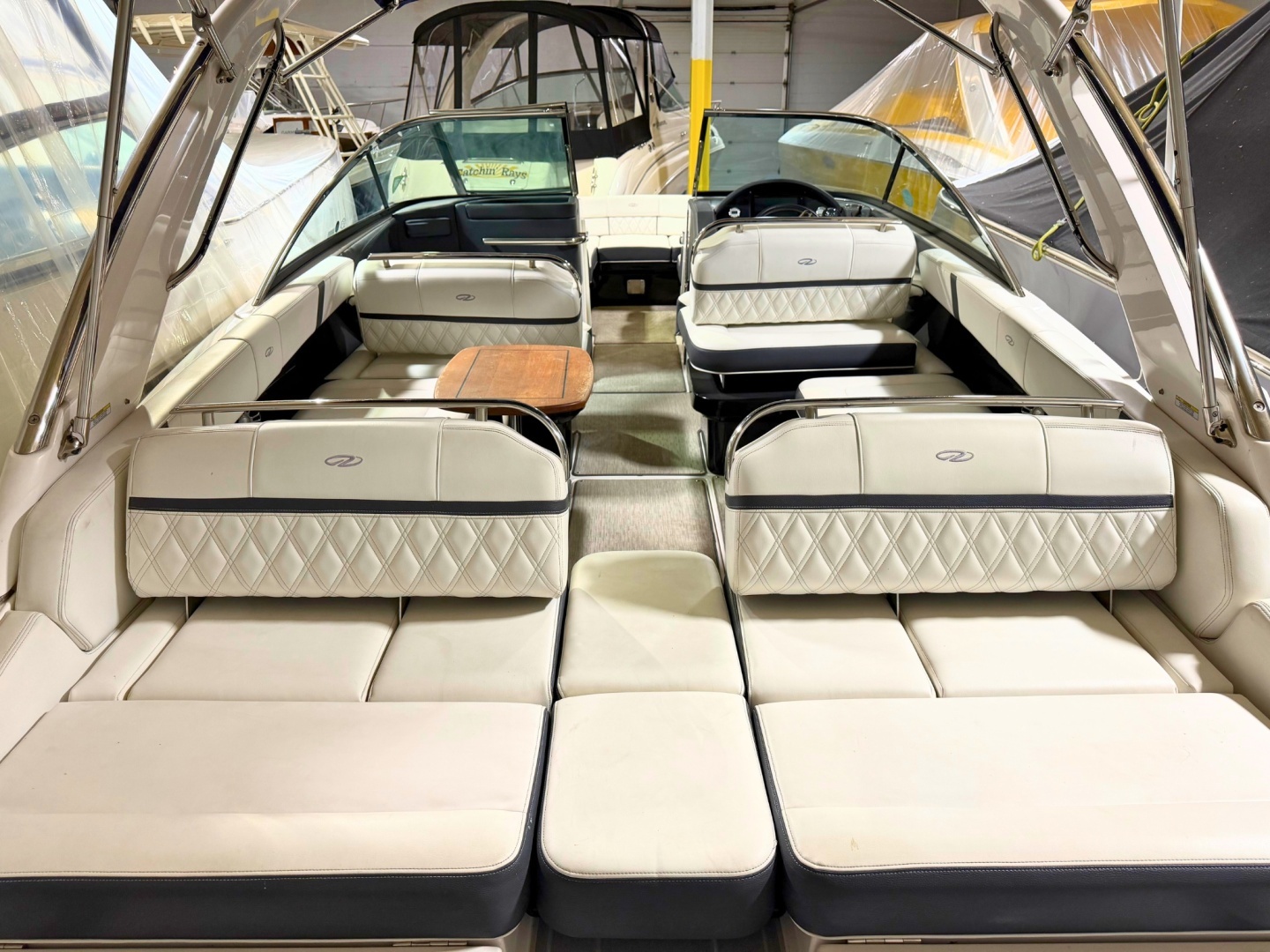2019 Regal 2800 Bowrider - Image 13