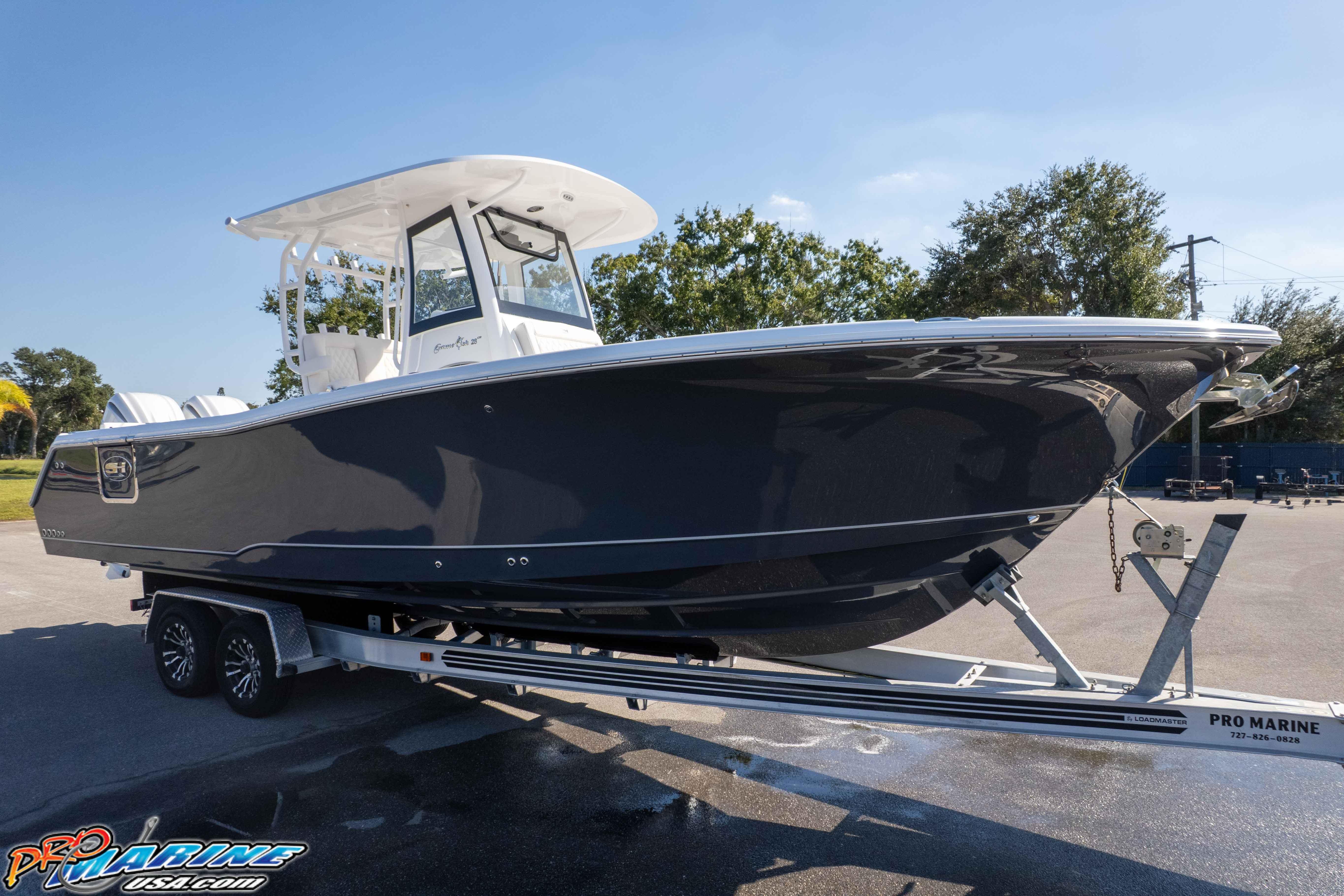 2026 Sea Hunt Gamefish 28 Coffin Box