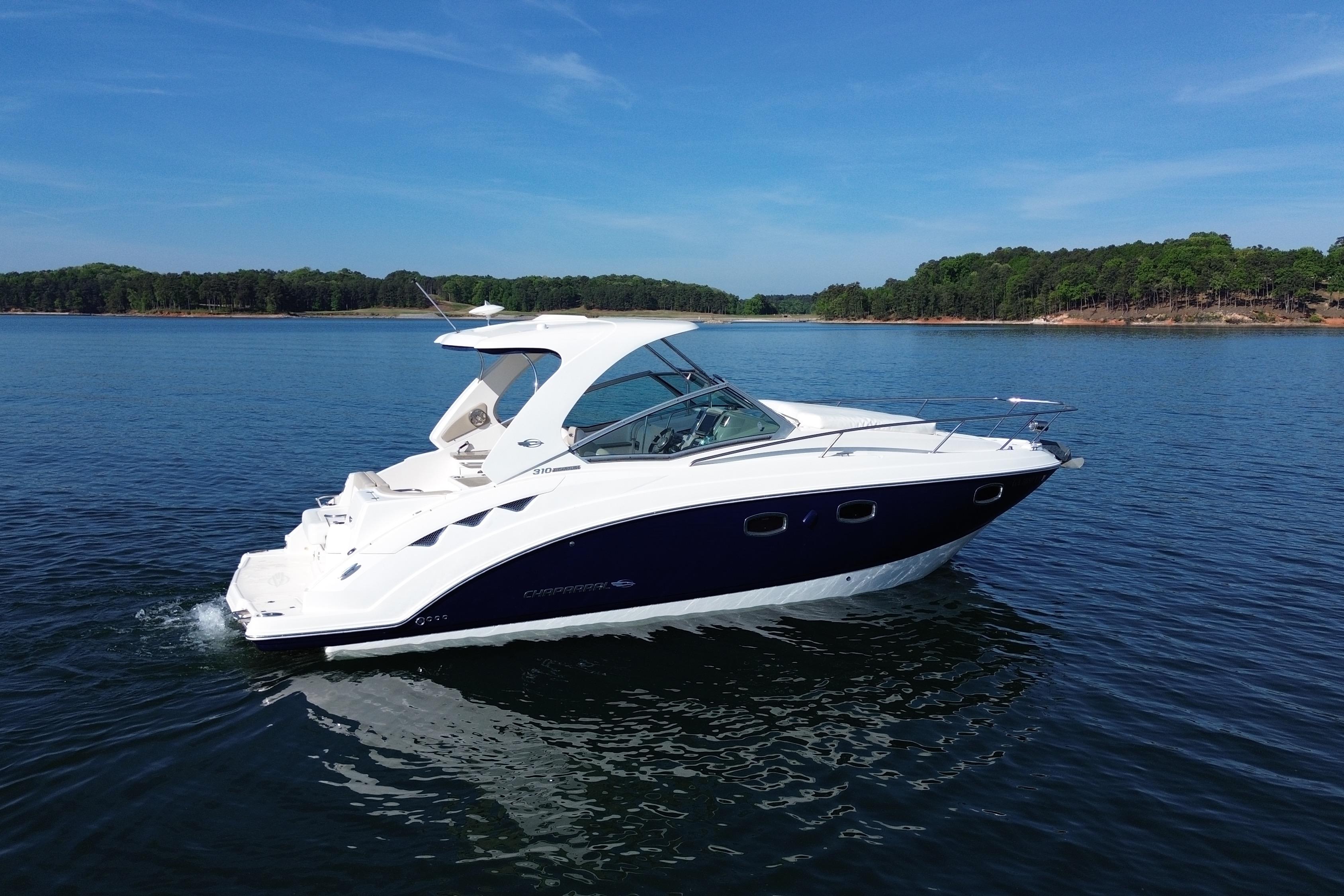 2014 Chaparral 310 Signature