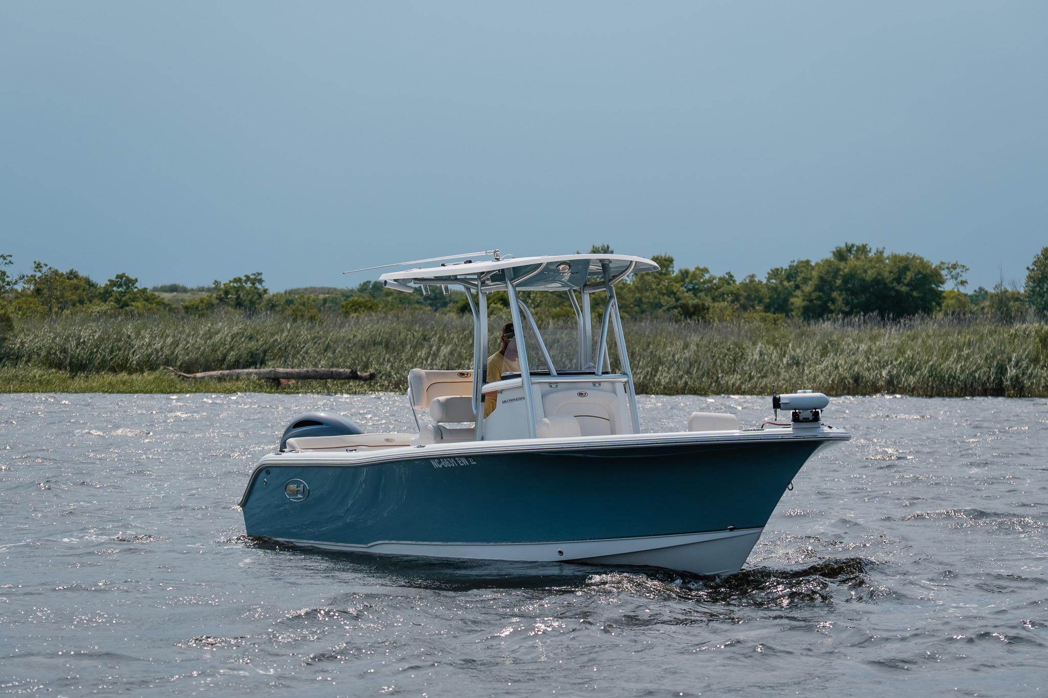 2022 Sea Hunt Ultra 229