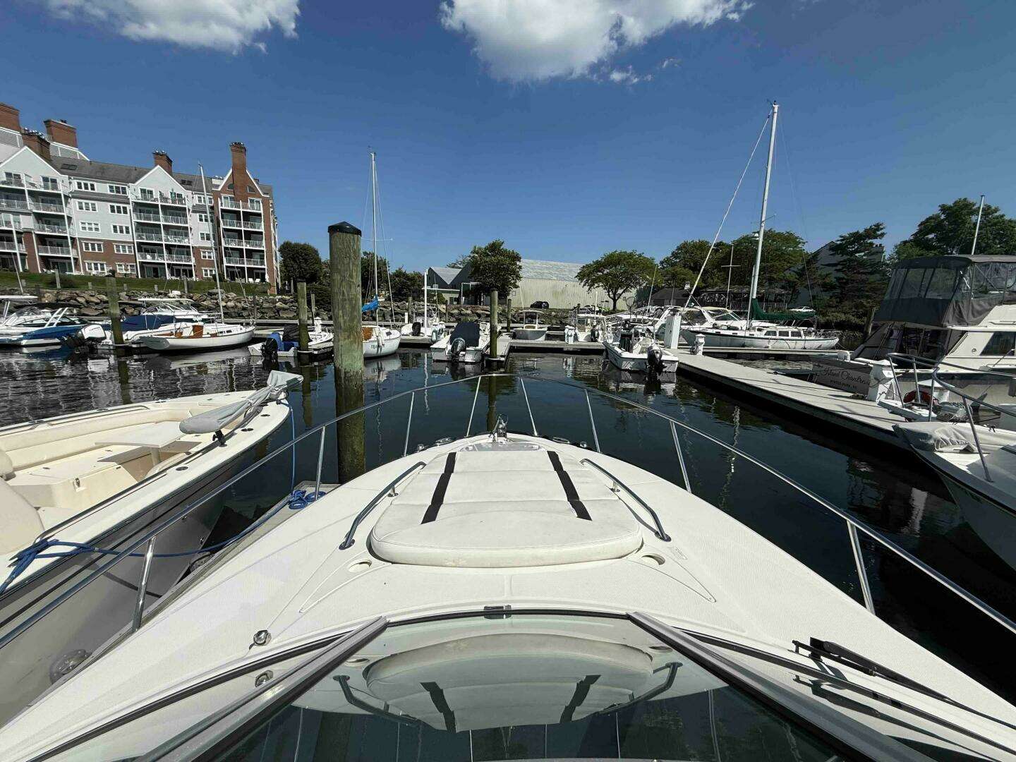 2013 Monterey 280 SCR - Image 7