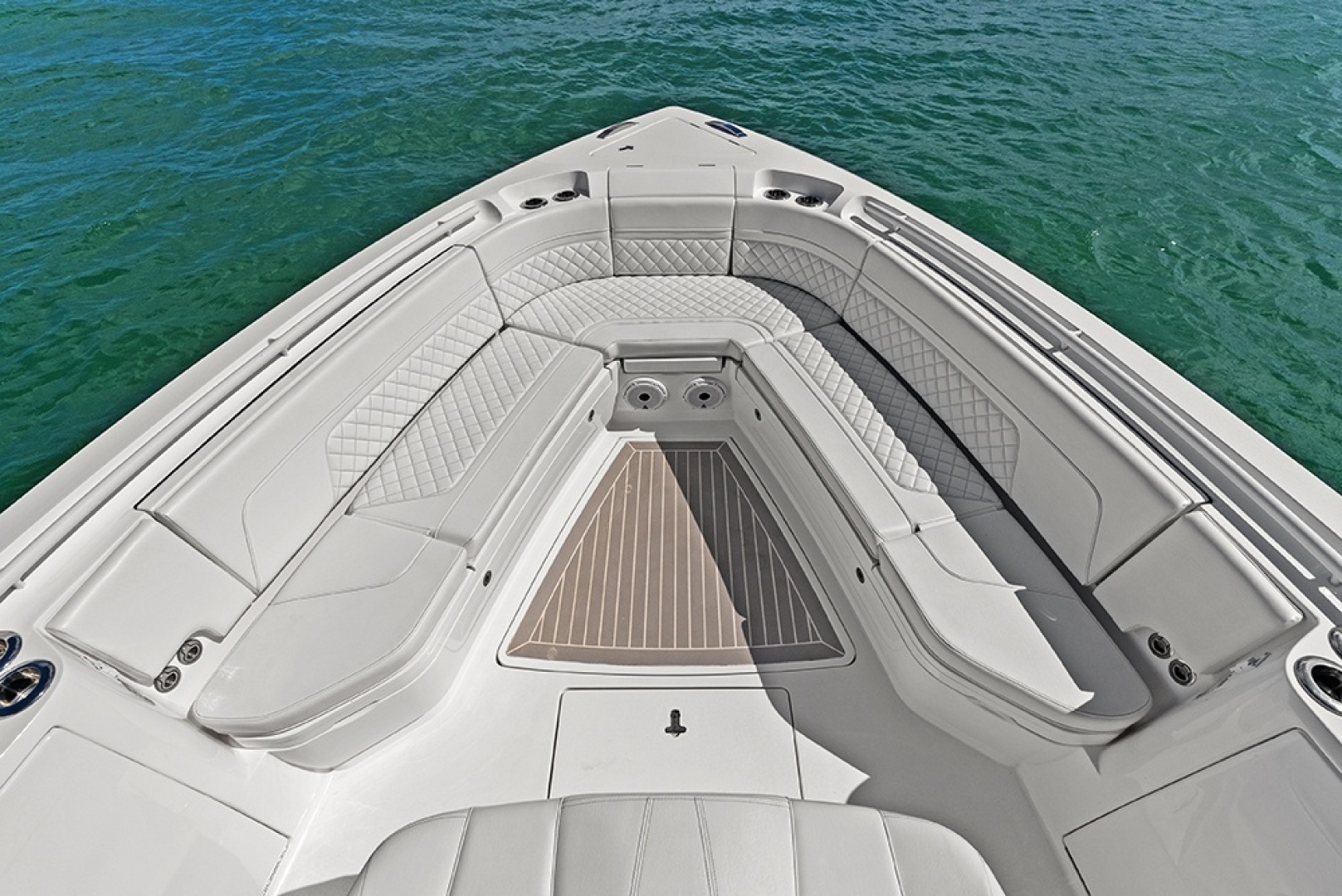 2022 Intrepid 427 Nomad FE - Image 10